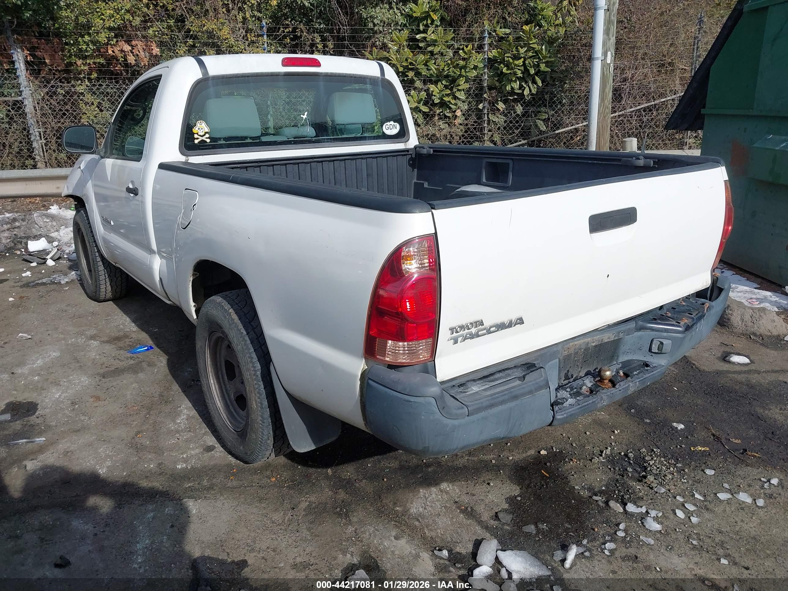 TOYOTA TACOMA image 3