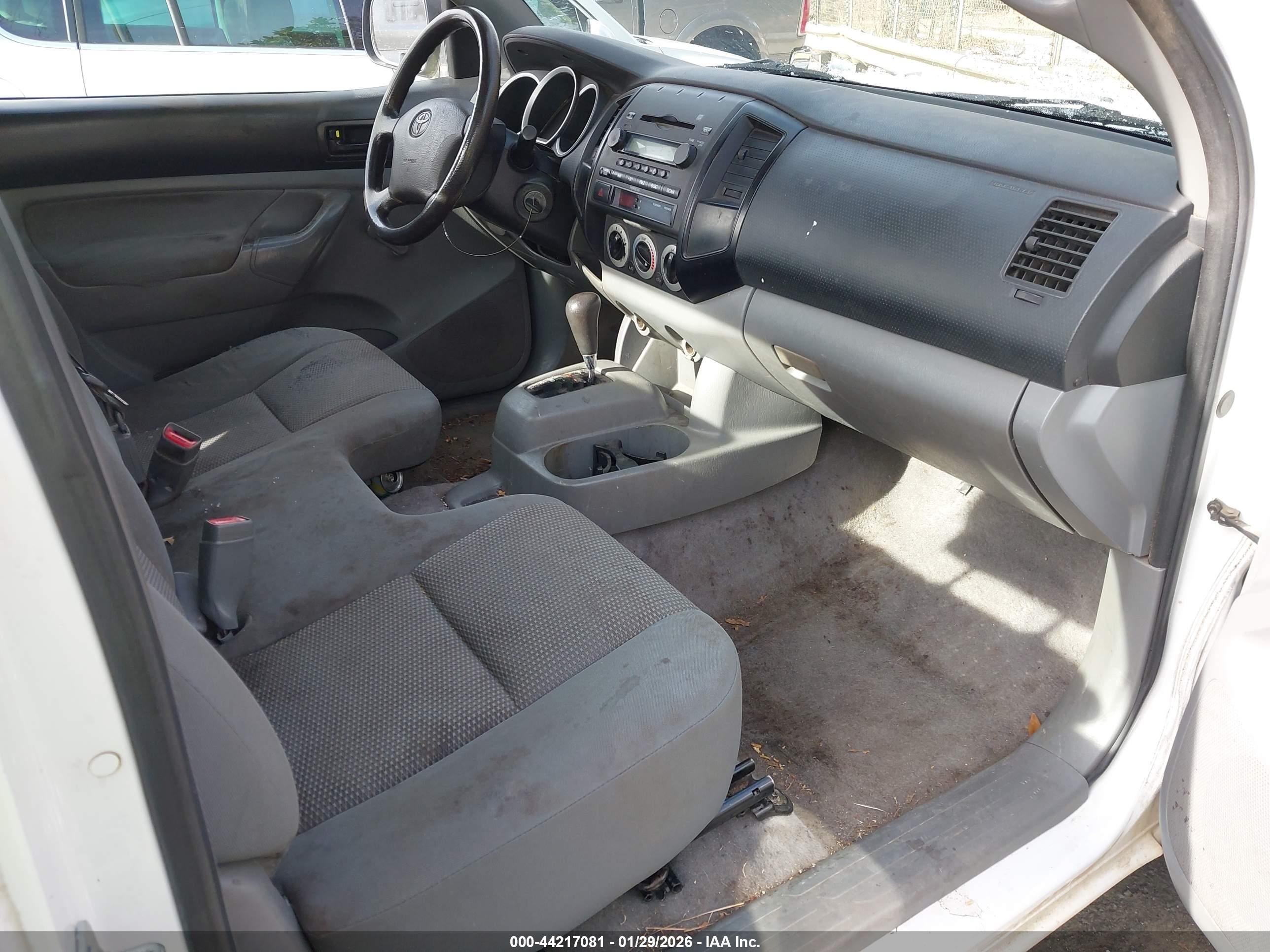 TOYOTA TACOMA image 5