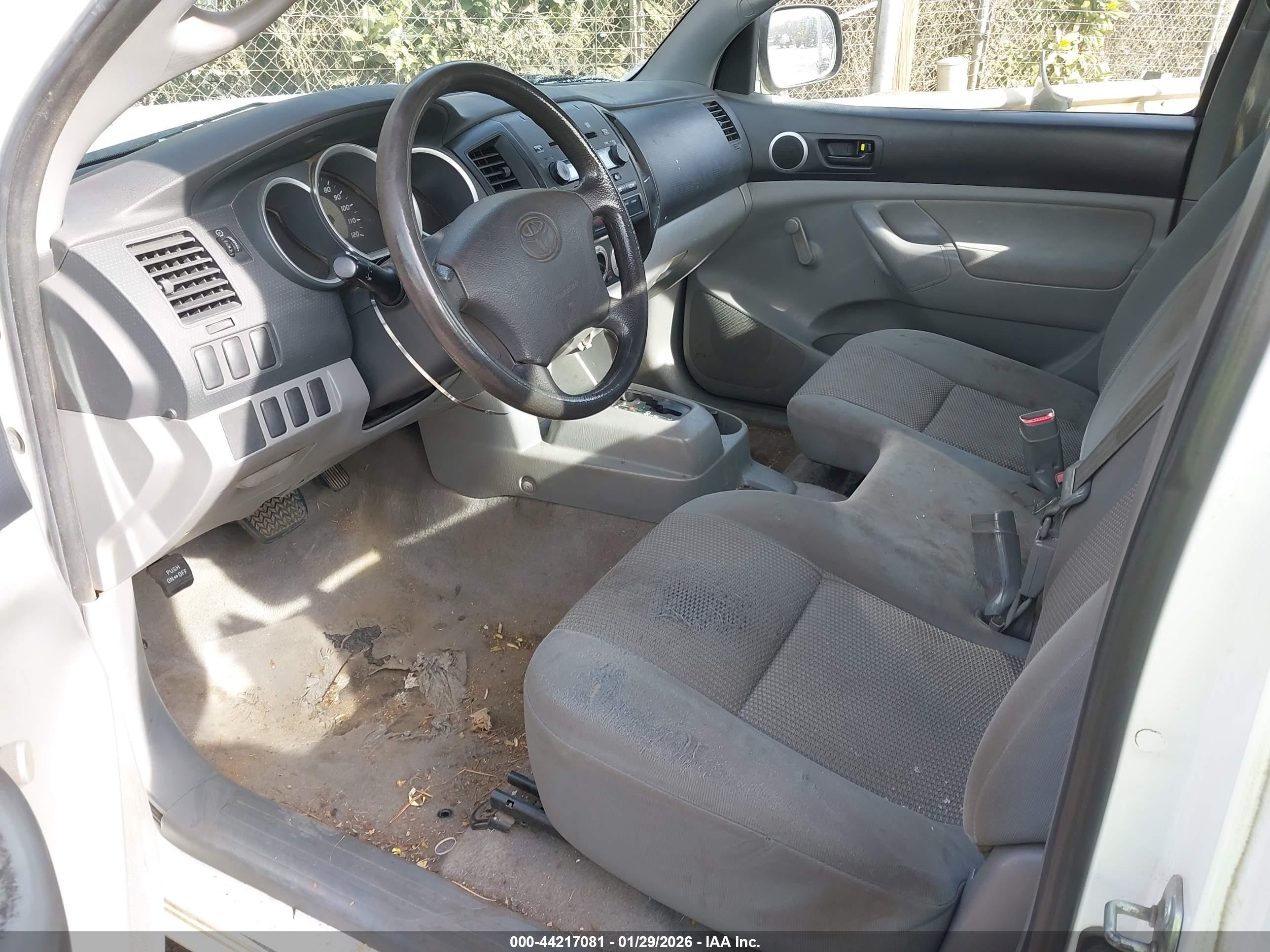 TOYOTA TACOMA image 8