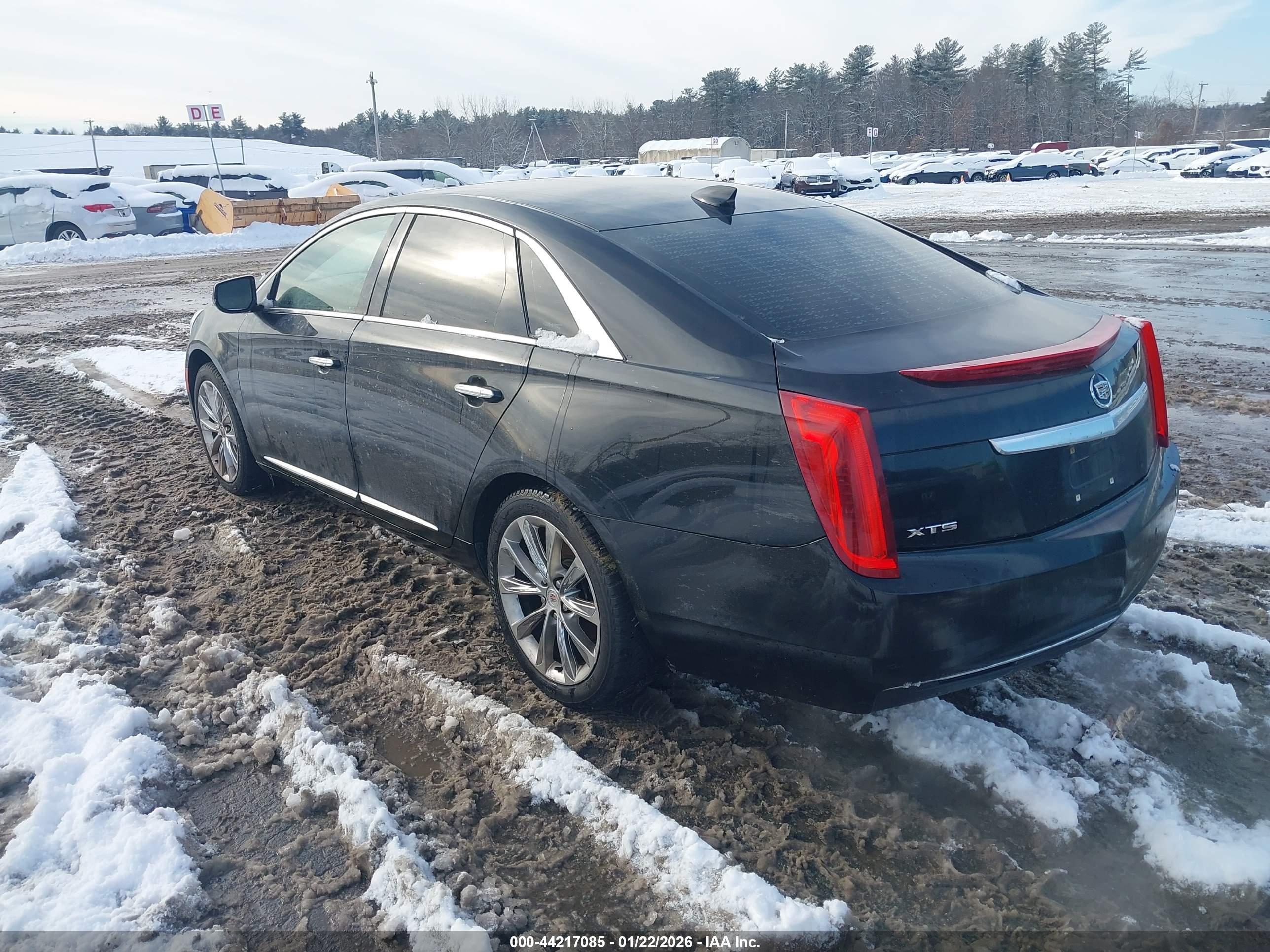 CADILLAC XTS image 3