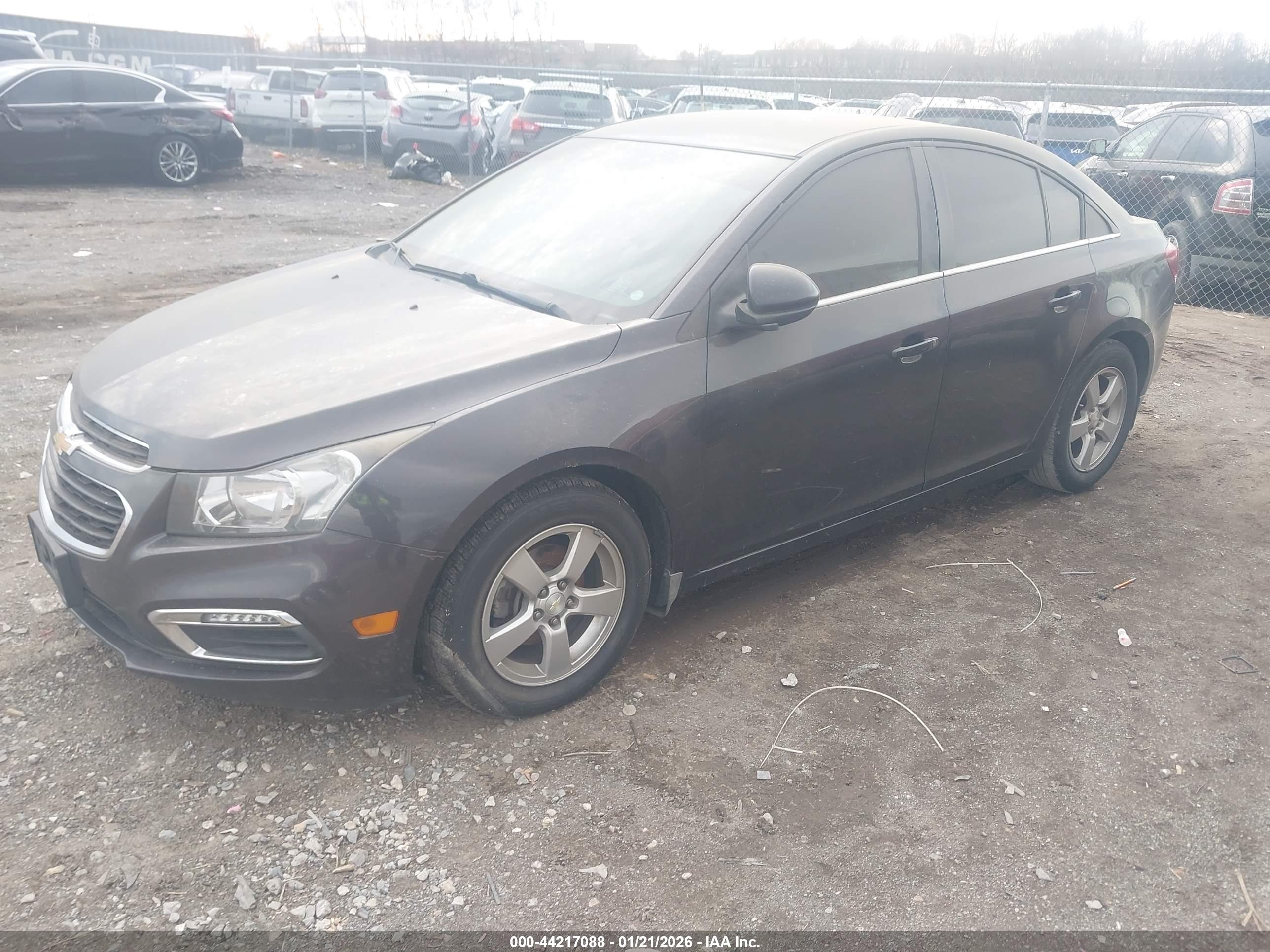 CHEVROLET CRUZE image 2