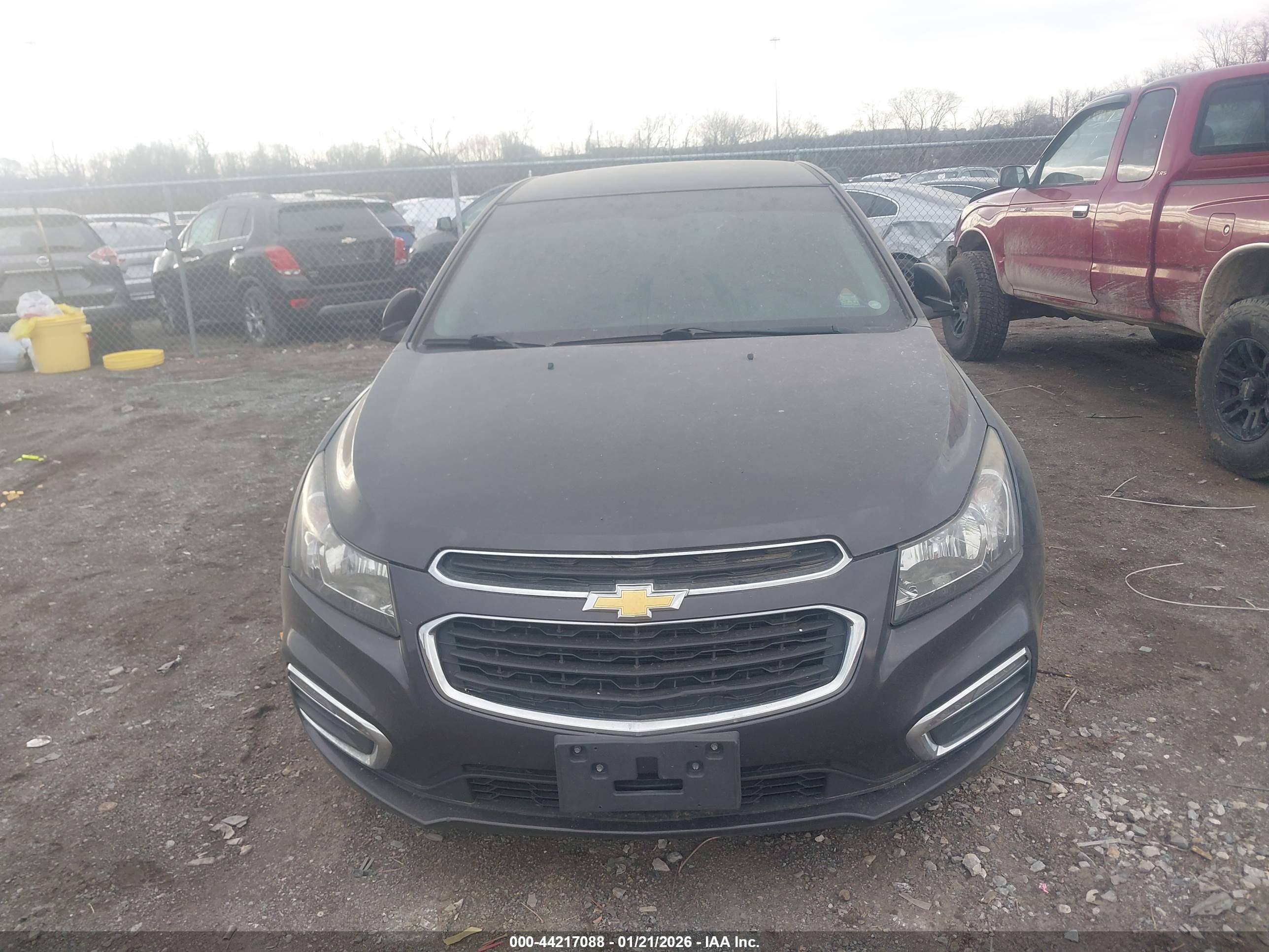 CHEVROLET CRUZE image 6
