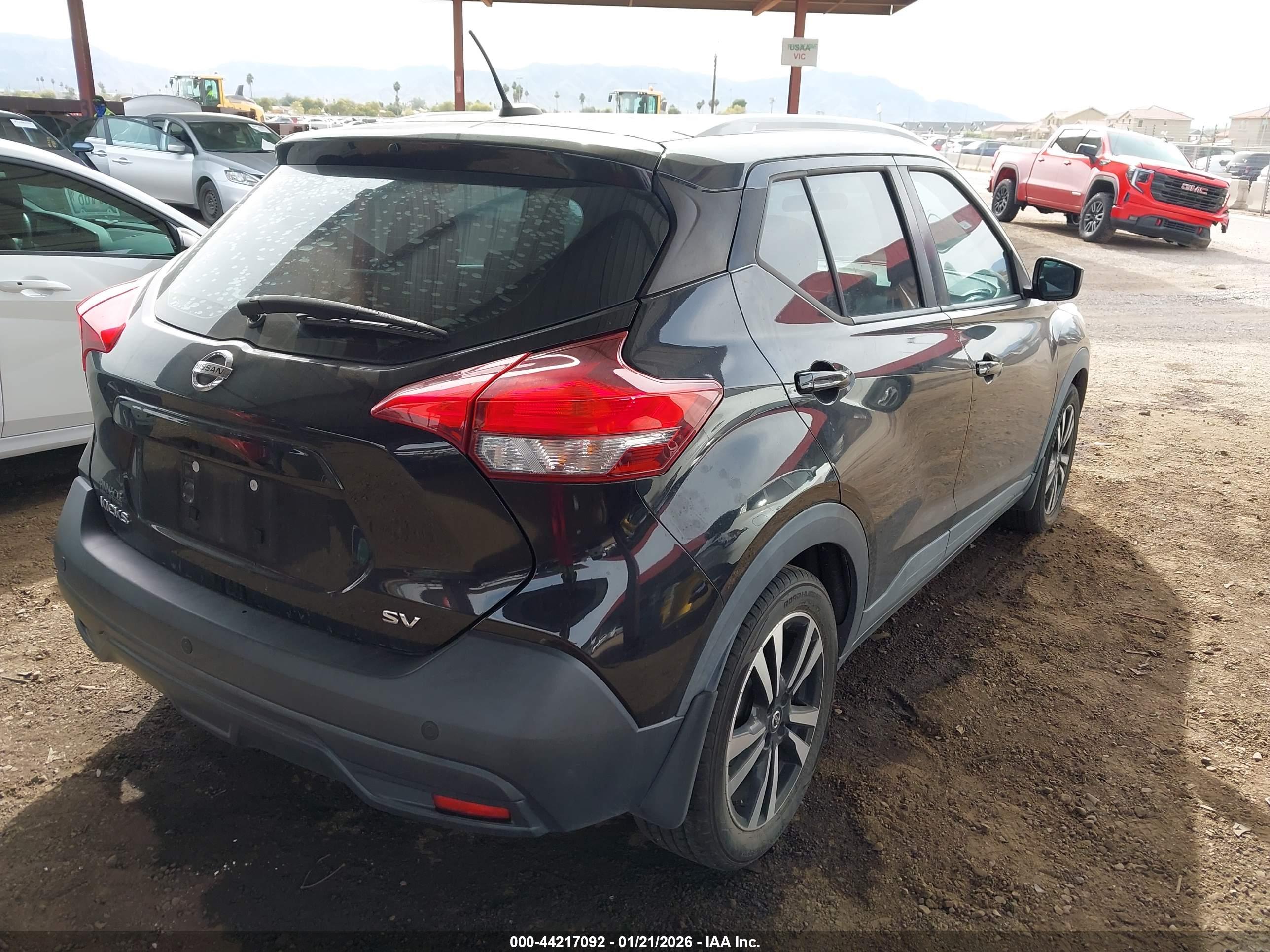 NISSAN KICKS image 4