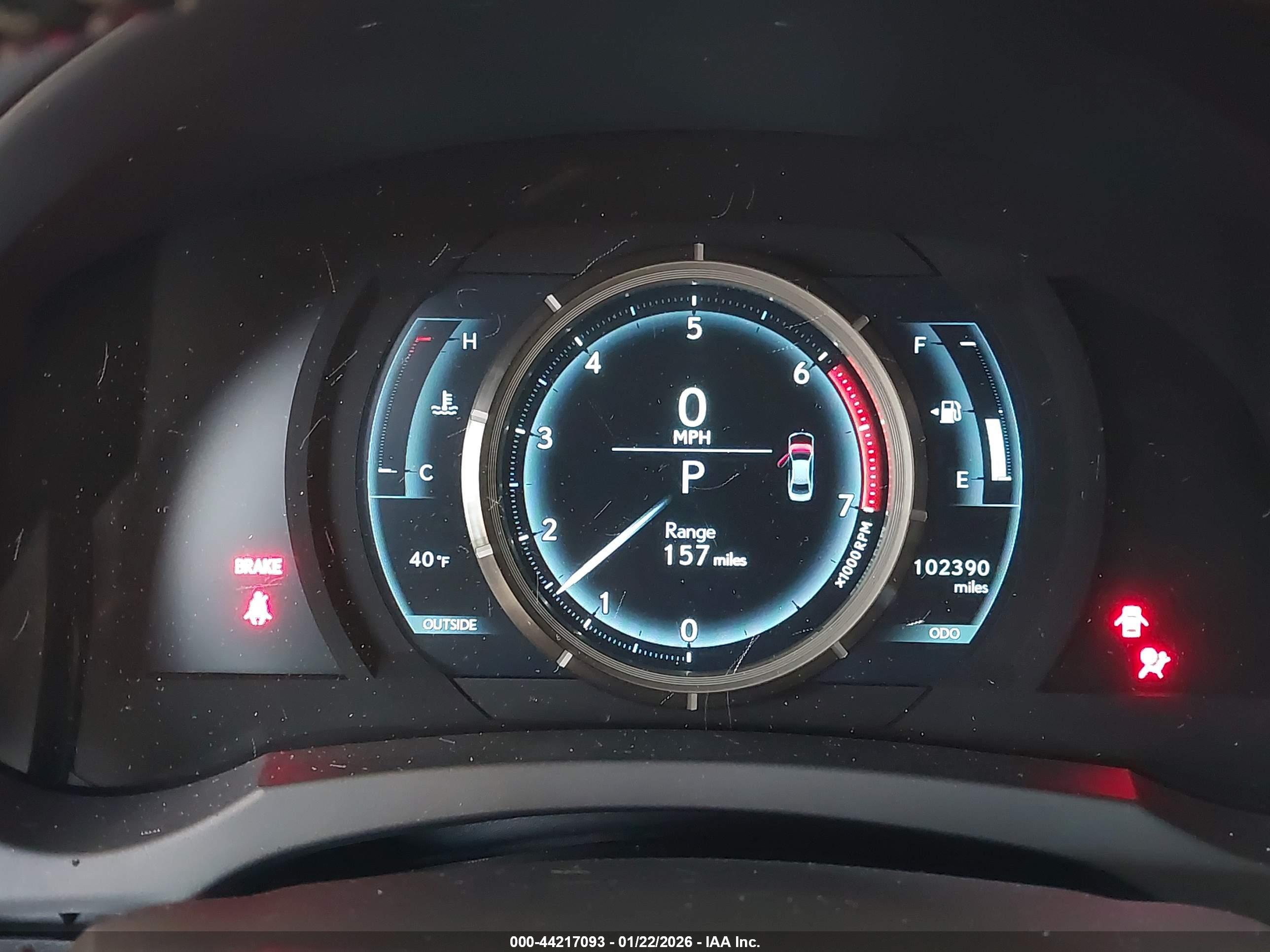 LEXUS IS image 7