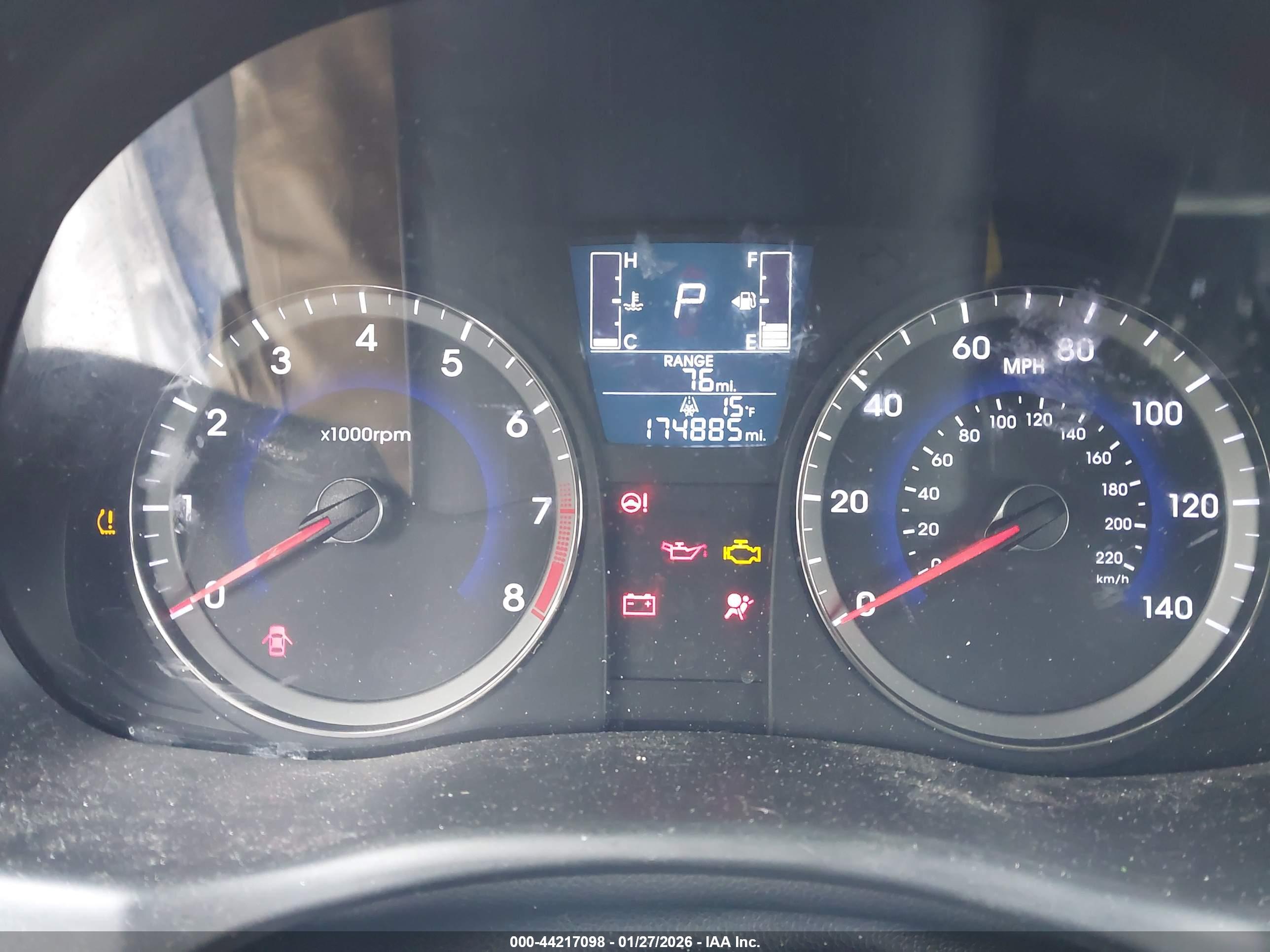 HYUNDAI ACCENT image 7