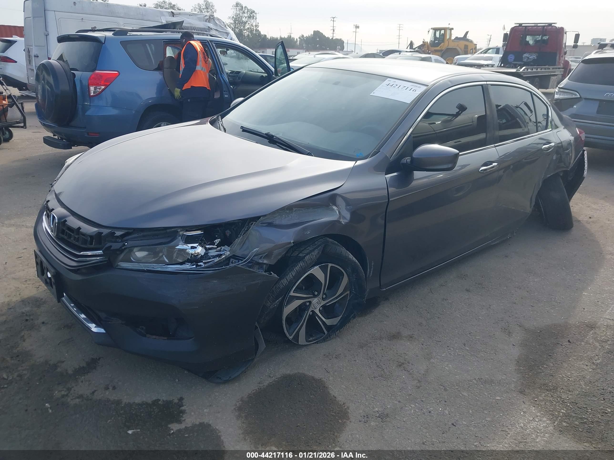 HONDA ACCORD image 2