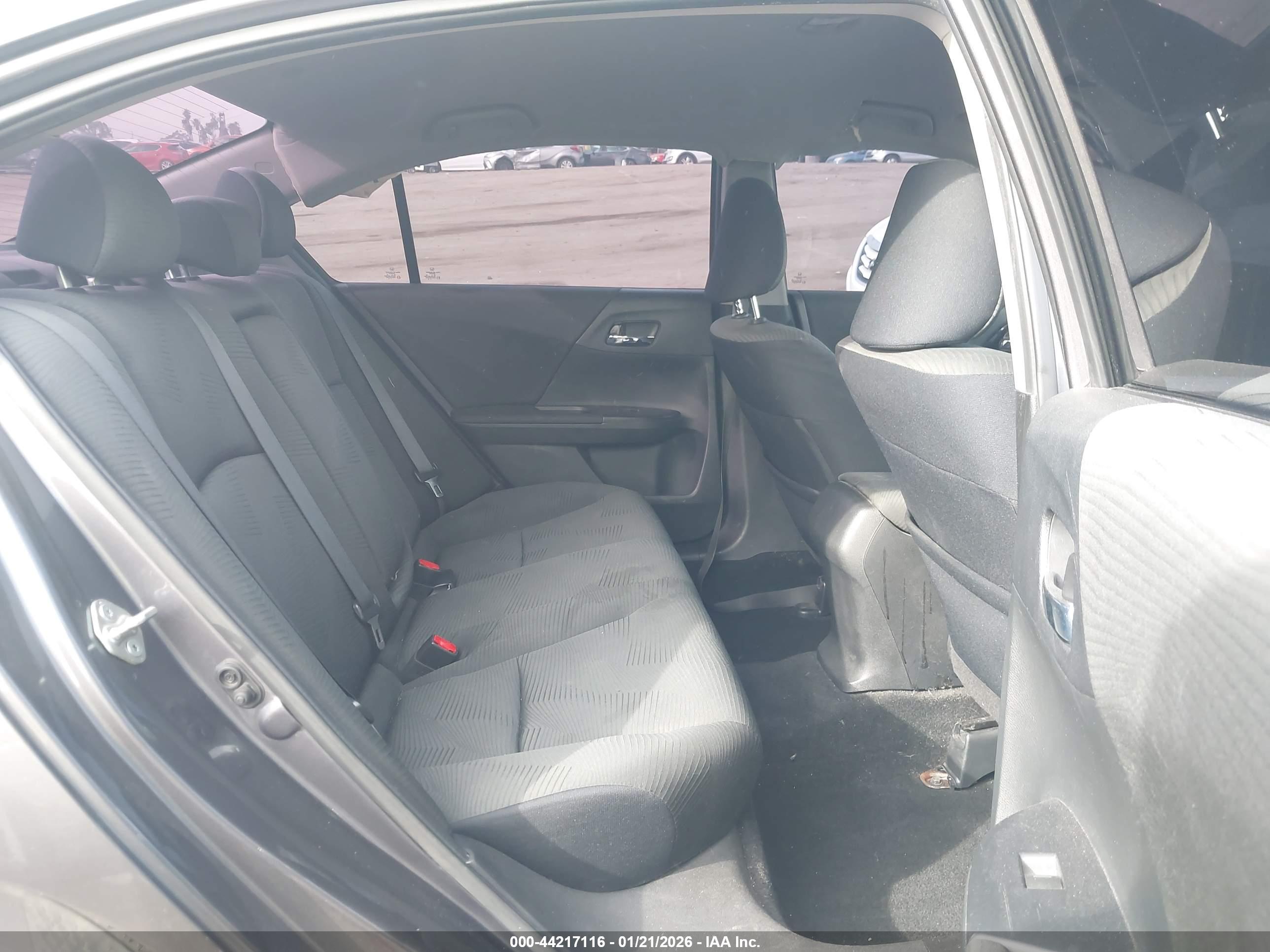 HONDA ACCORD image 8