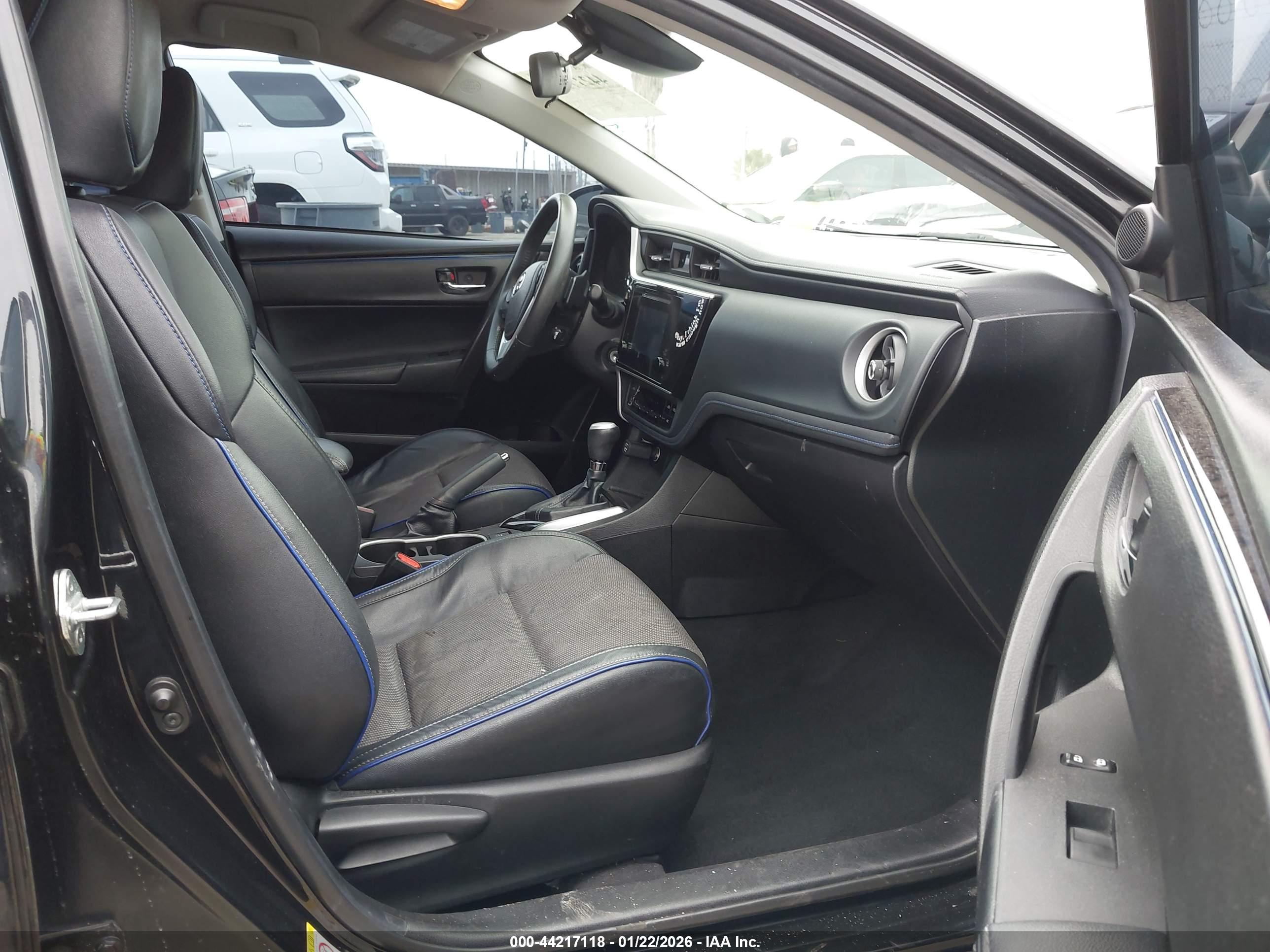 TOYOTA COROLLA image 5