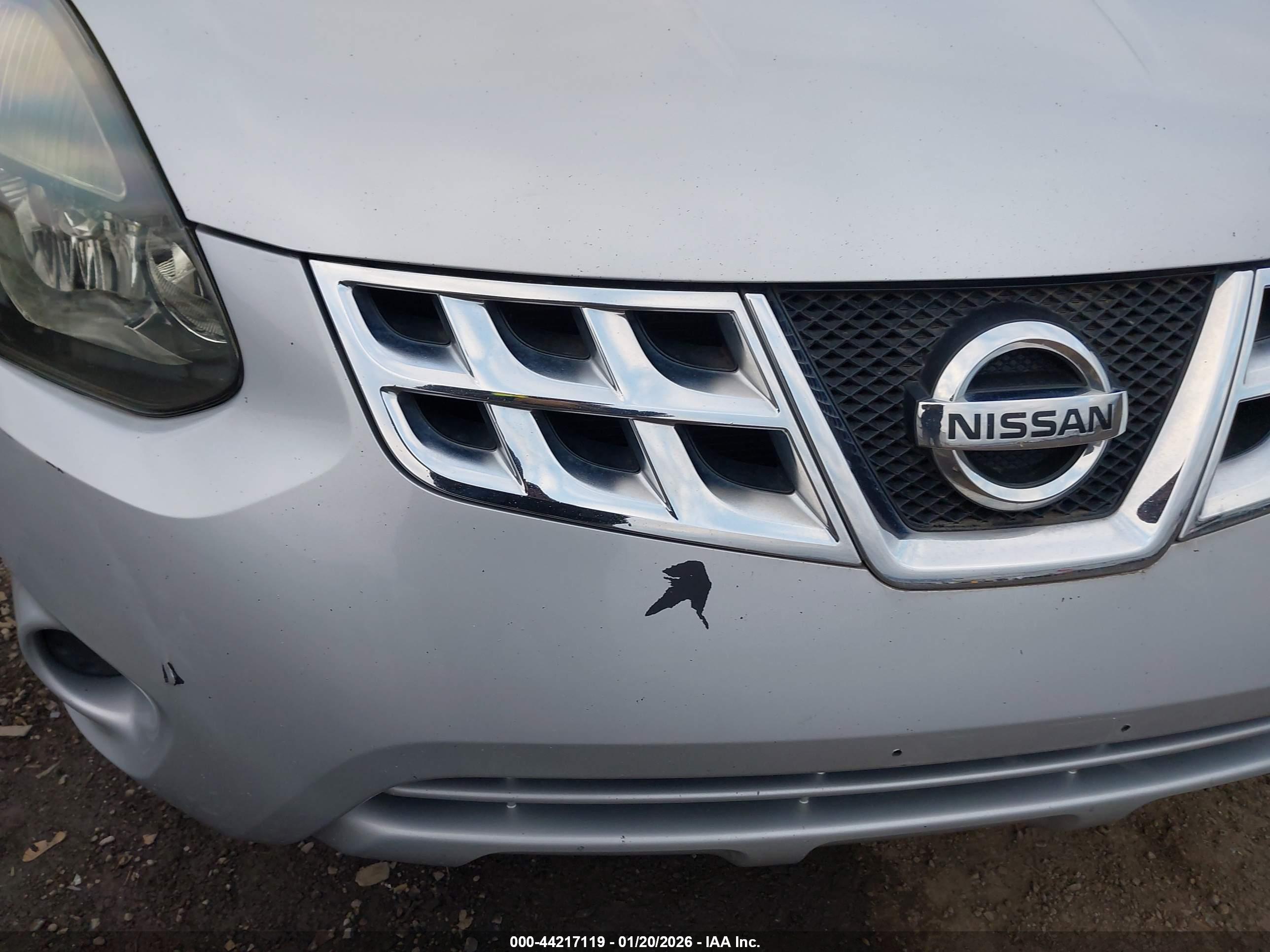 NISSAN ROGUE image 6