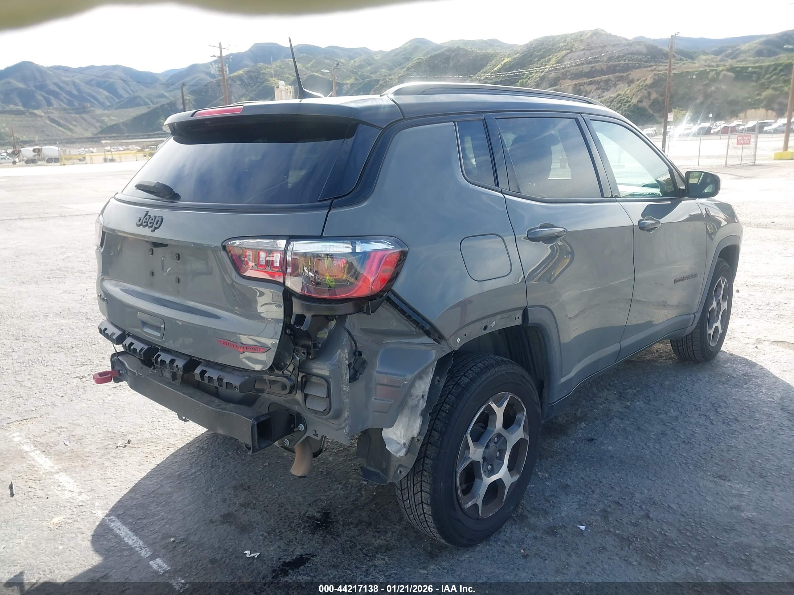 JEEP COMPASS image 4