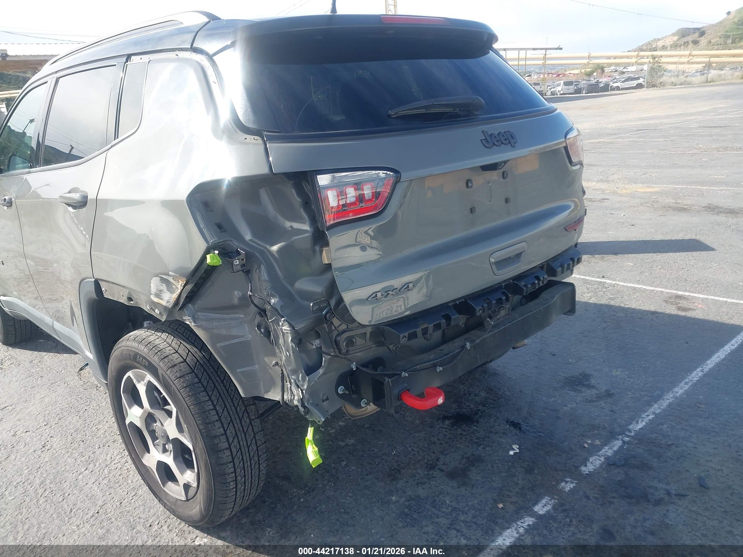 JEEP COMPASS image 6