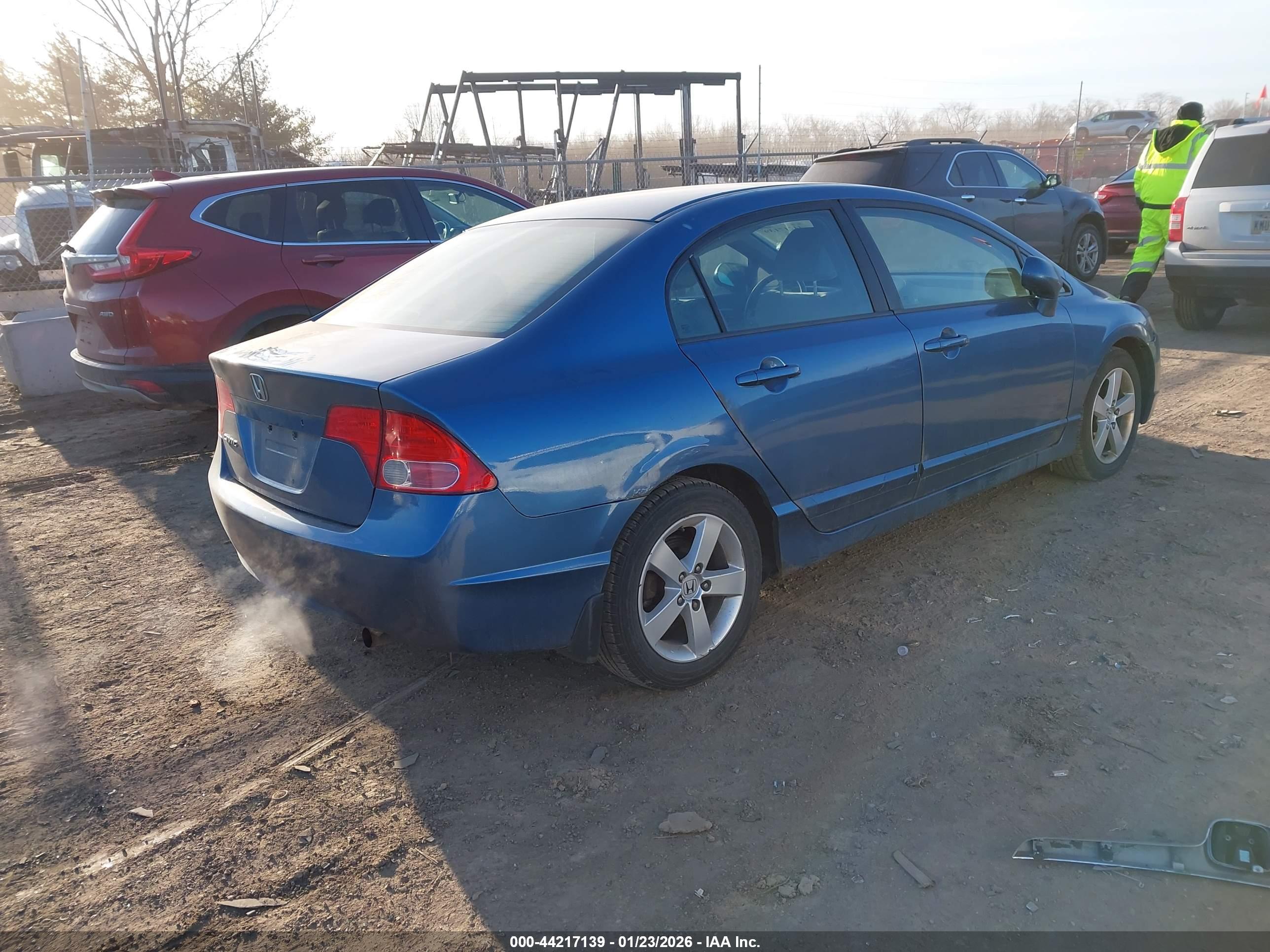 HONDA CIVIC image 4