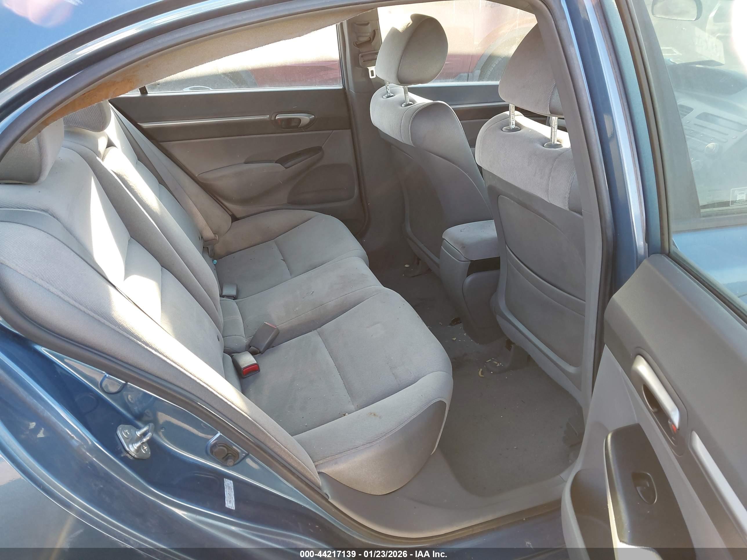 HONDA CIVIC image 8