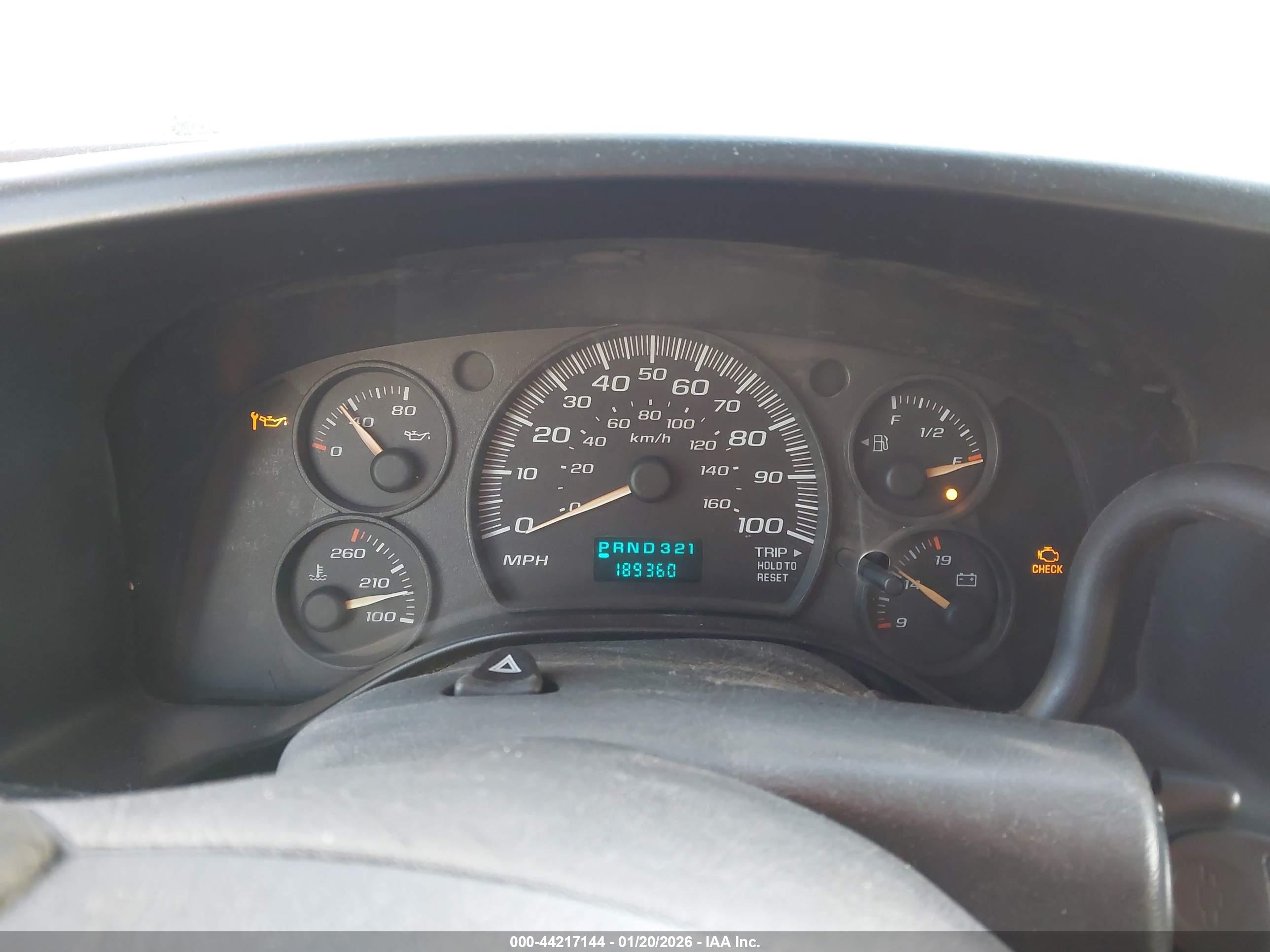 CHEVROLET EXPRESS image 7