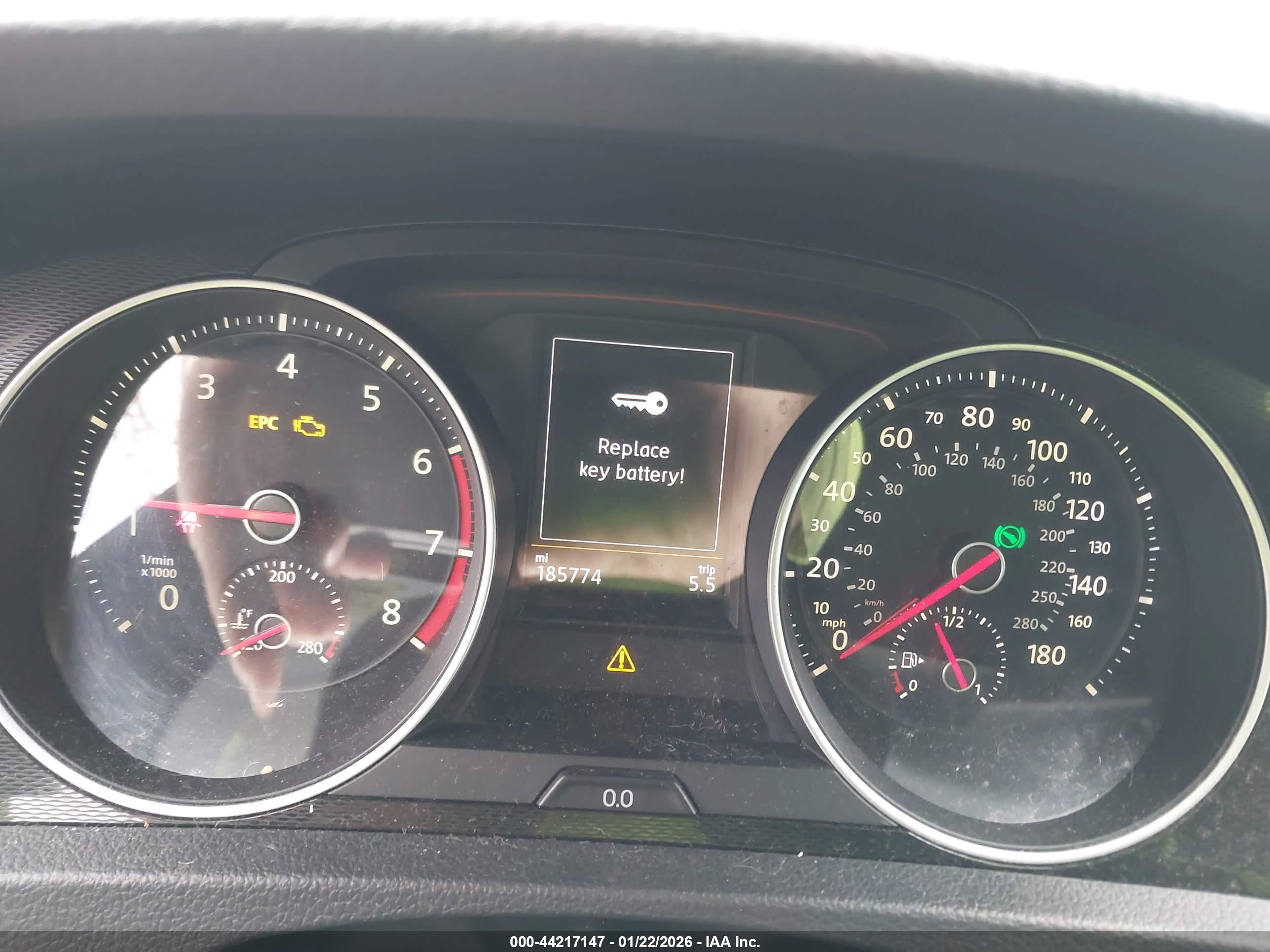 VOLKSWAGEN GOLF image 7