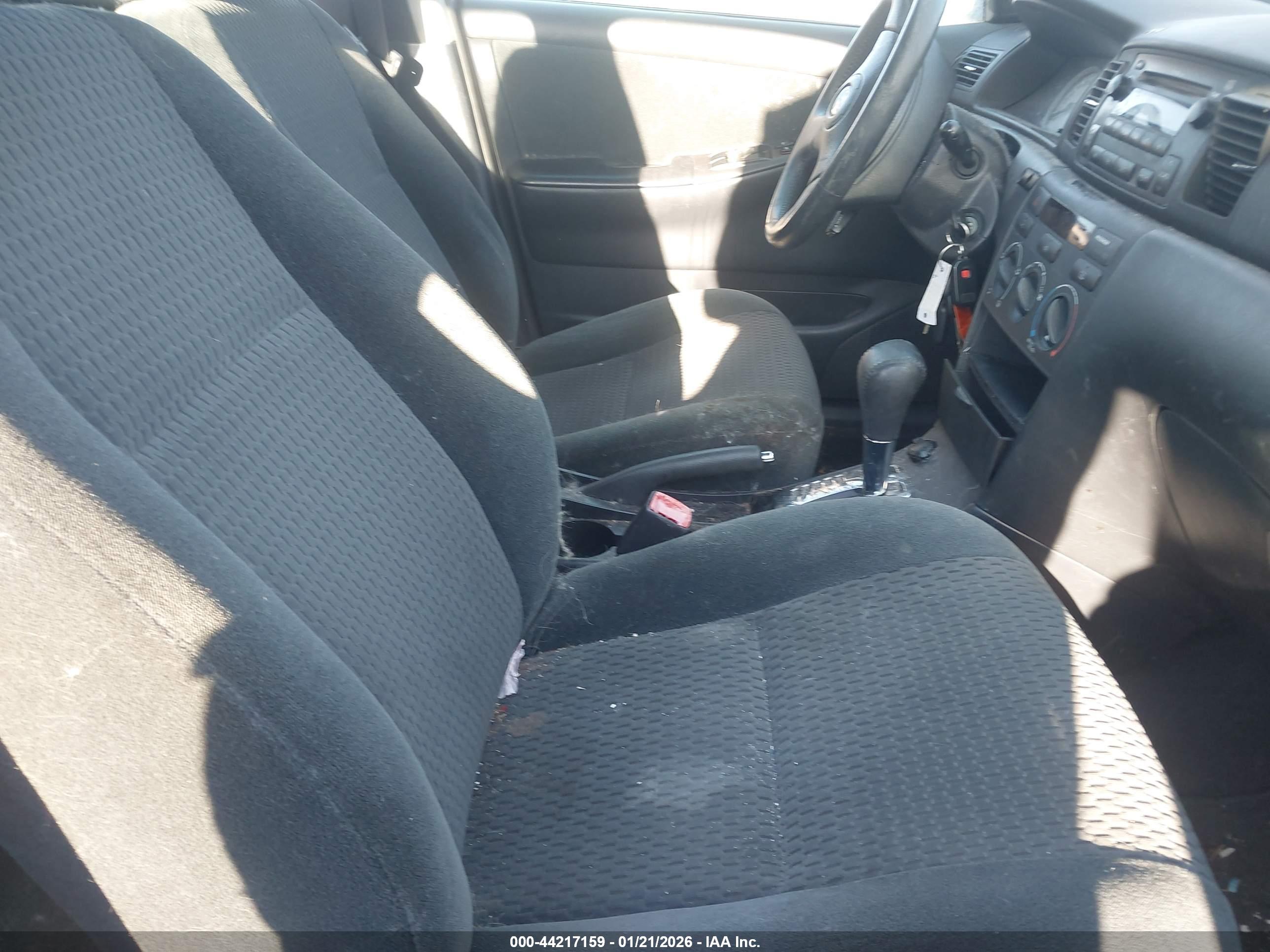 TOYOTA COROLLA image 5