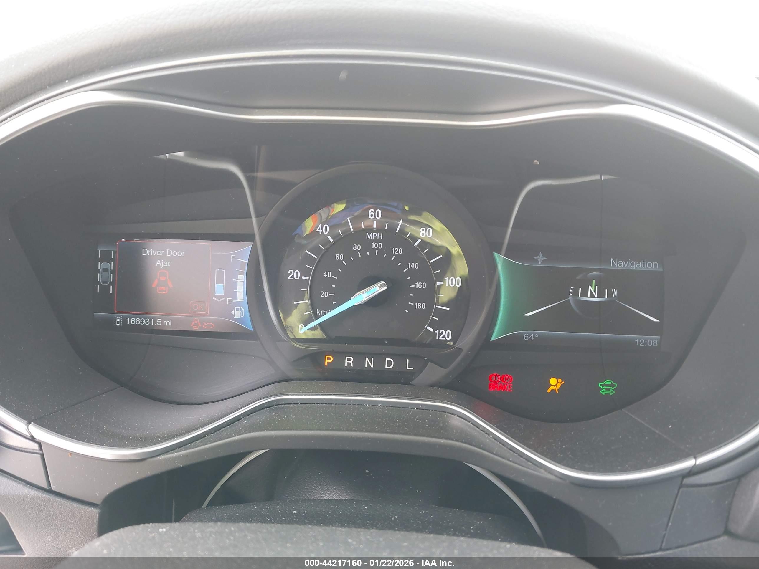 FORD FUSION image 7