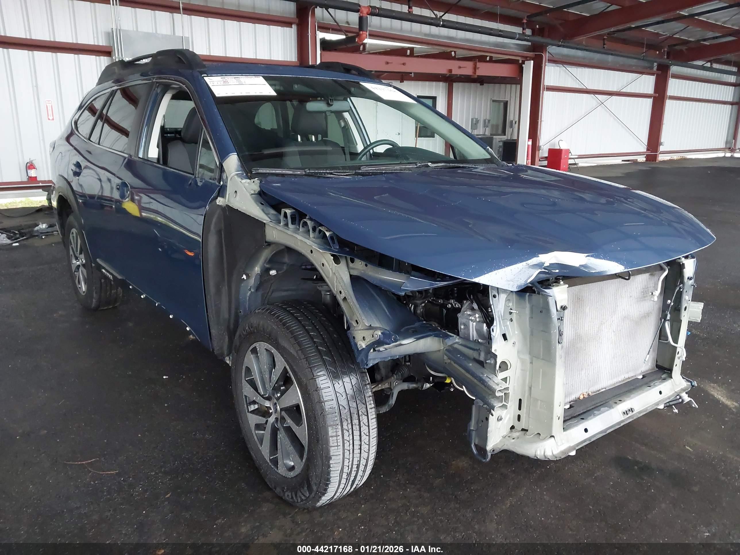 SUBARU OUTBACK image 6