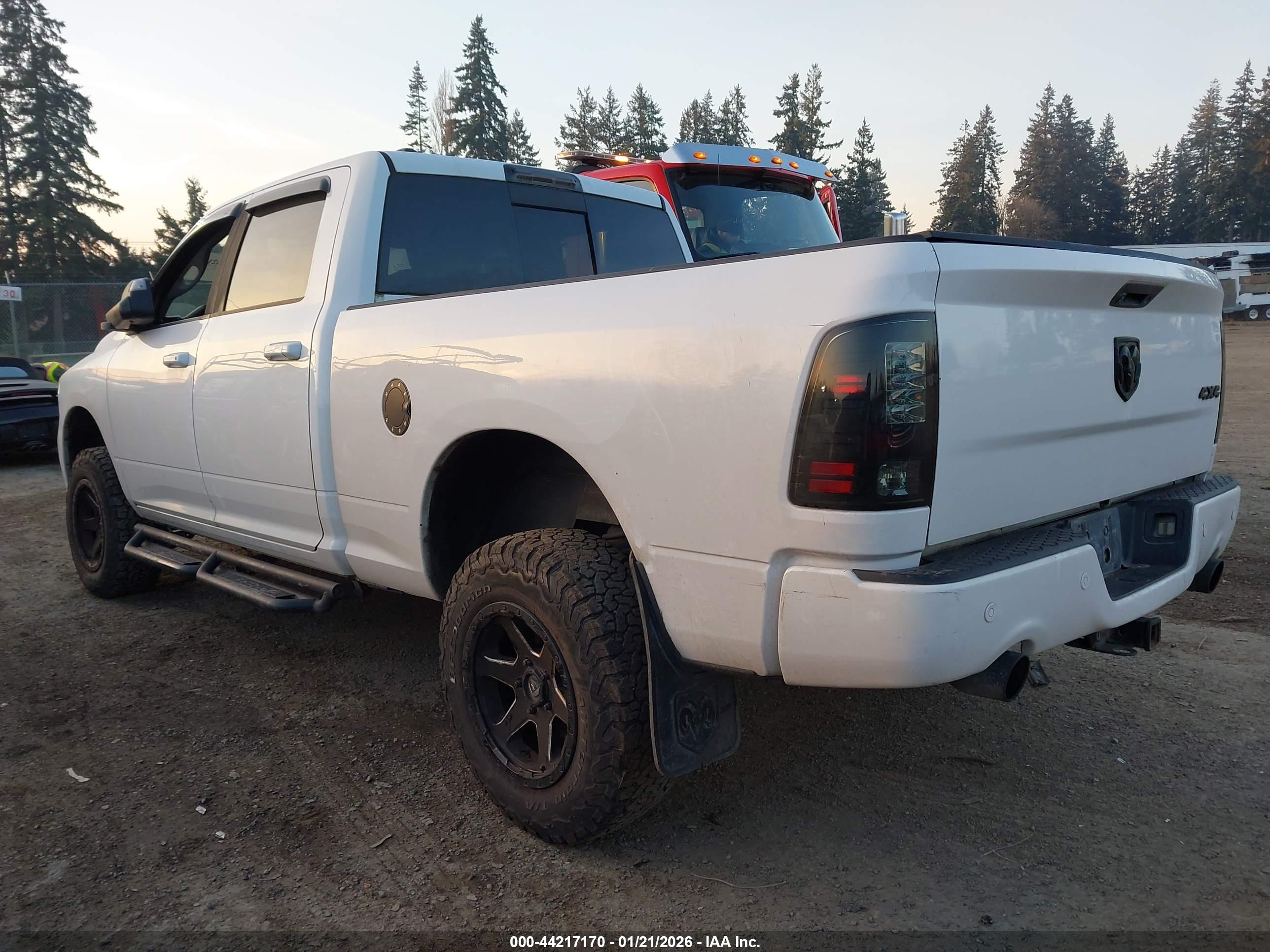 RAM 1500 image 3