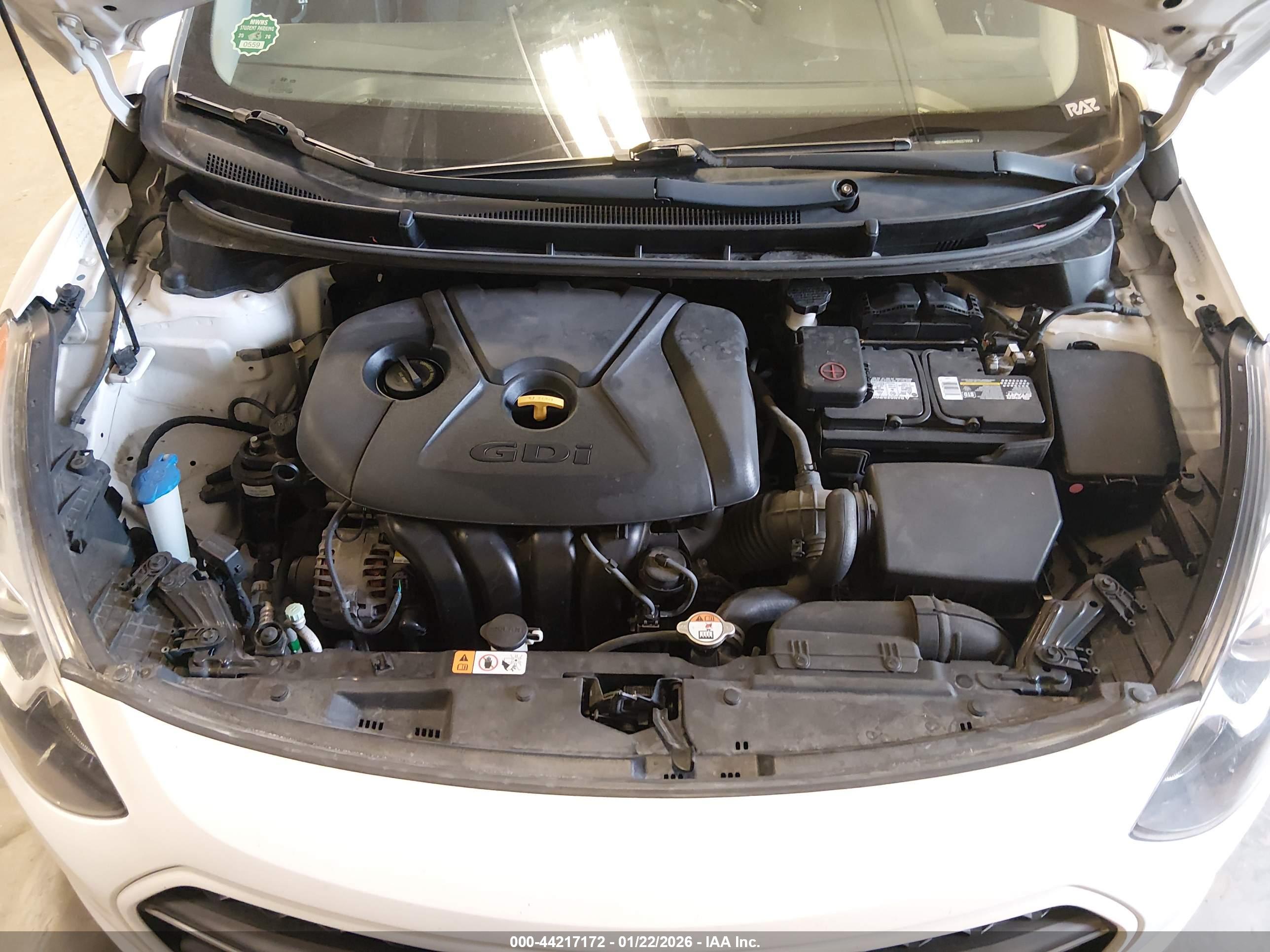 HYUNDAI ELANTRA image 10