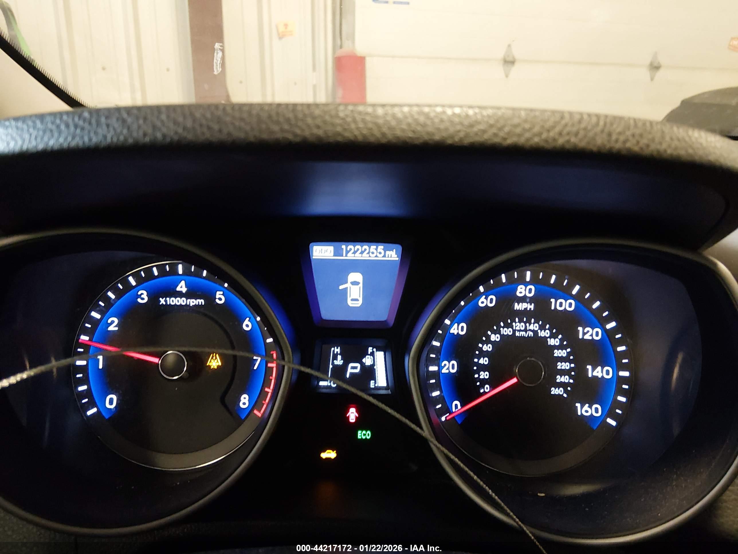 HYUNDAI ELANTRA image 7
