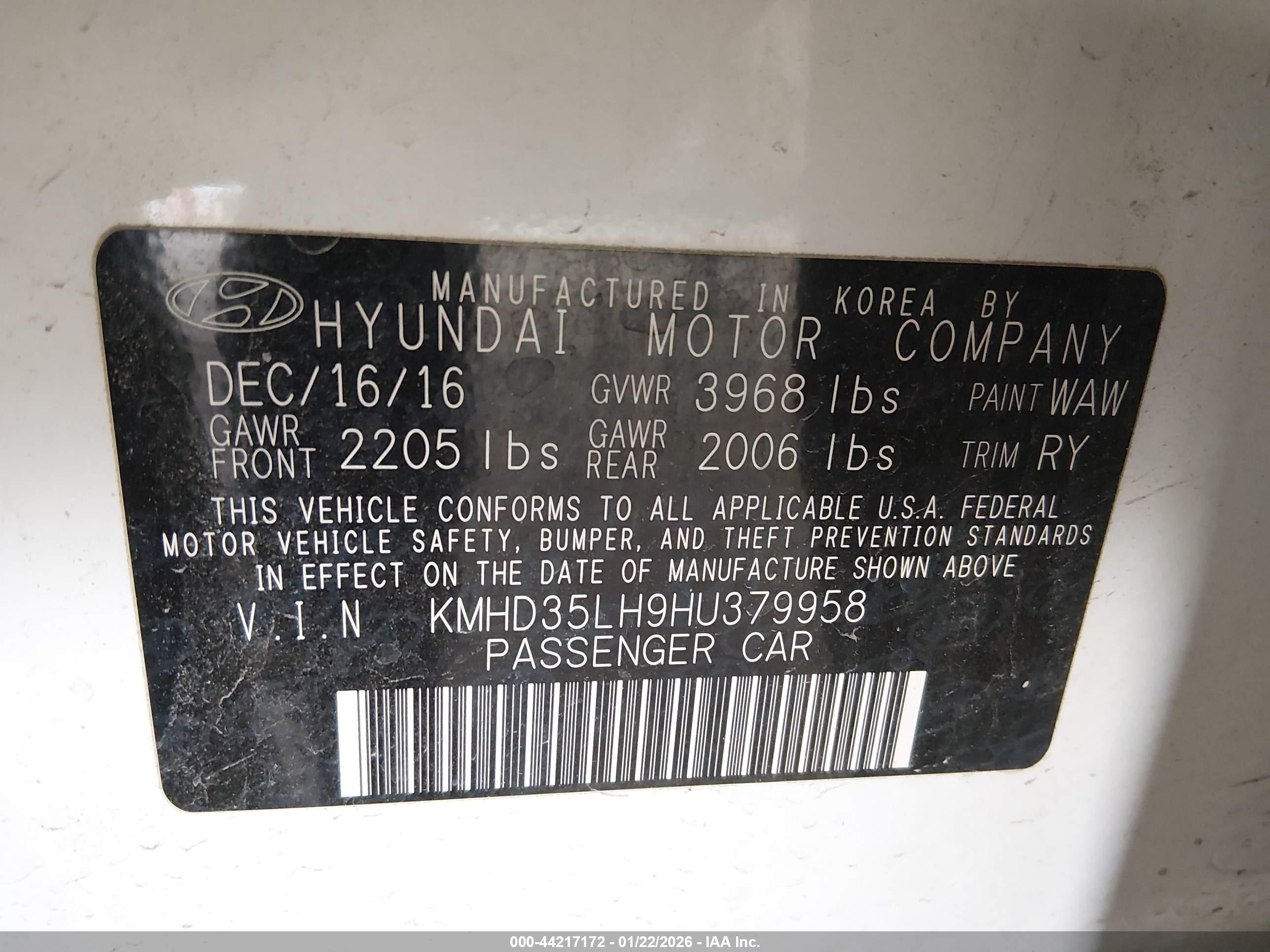 HYUNDAI ELANTRA image 9
