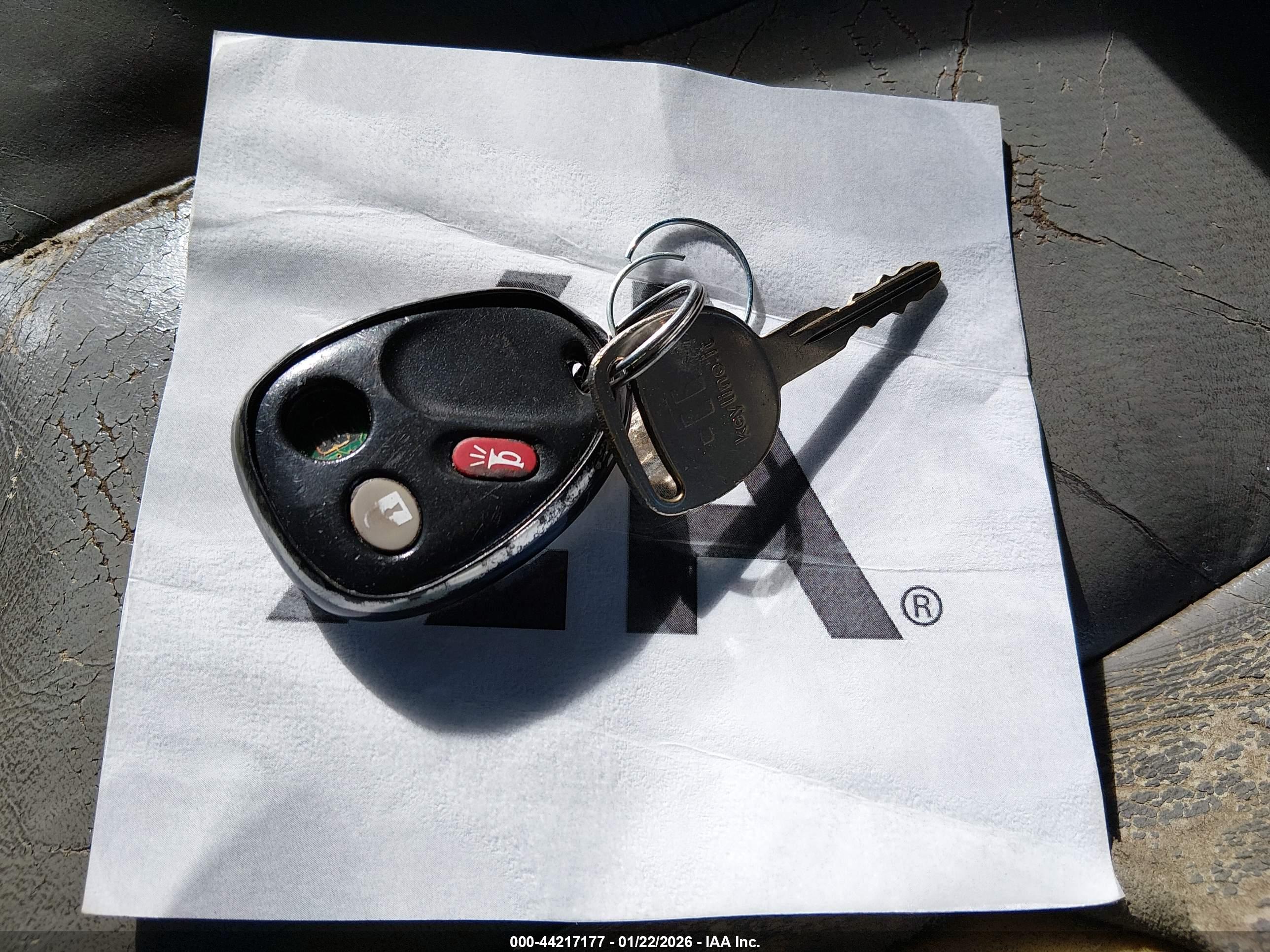 GMC YUKON image 11