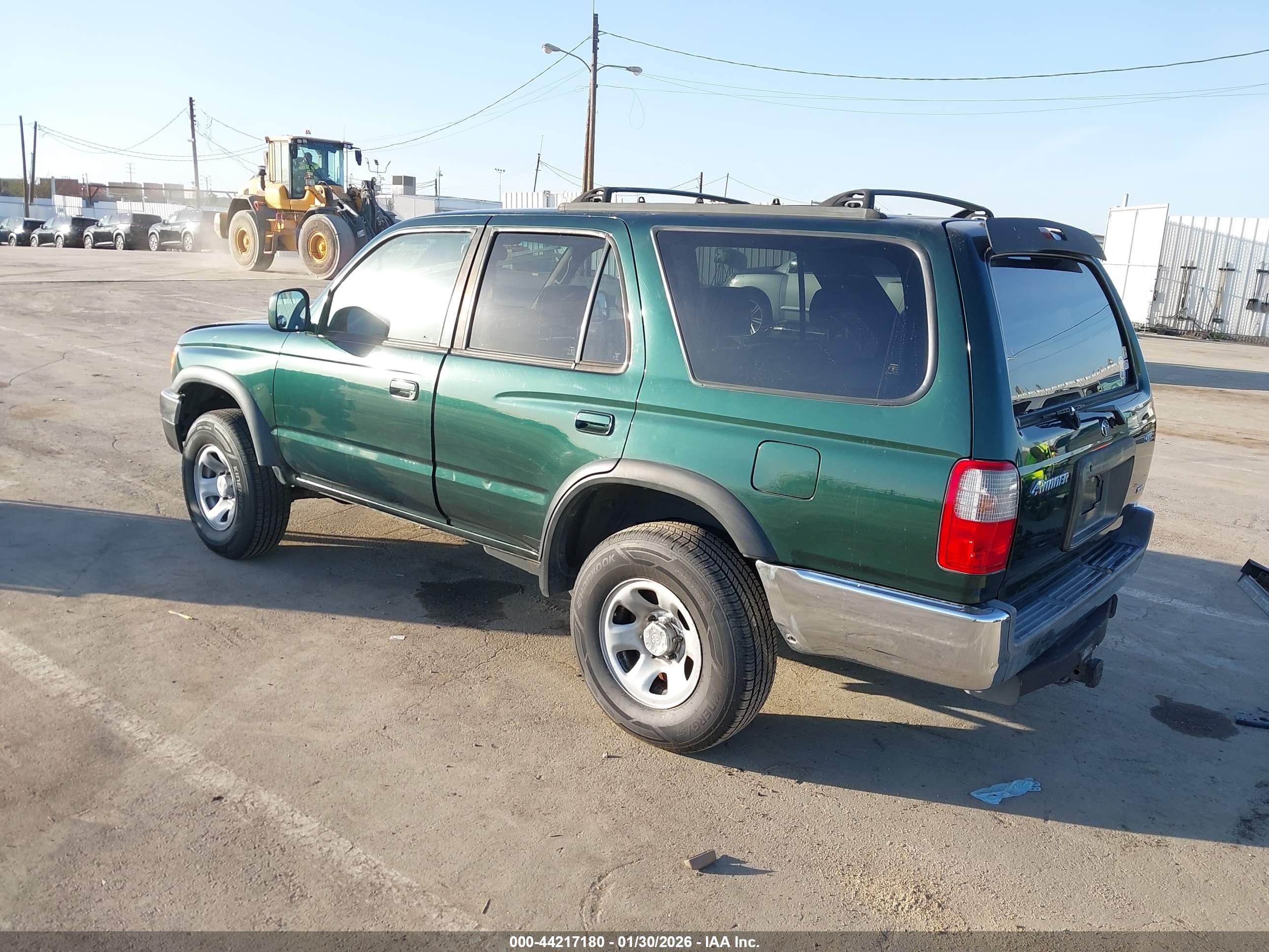 TOYOTA 4RUNNER image 3