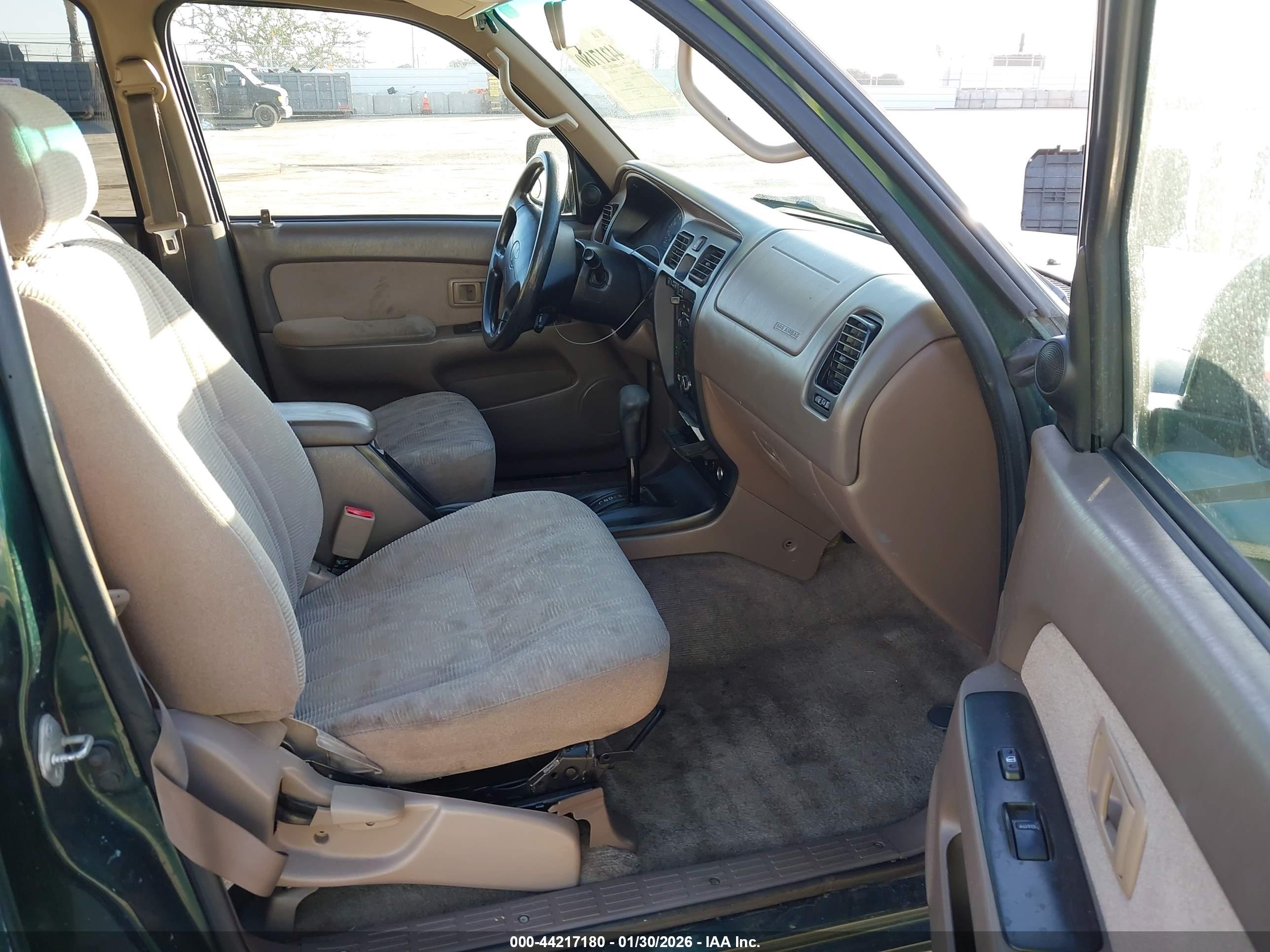 TOYOTA 4RUNNER image 5