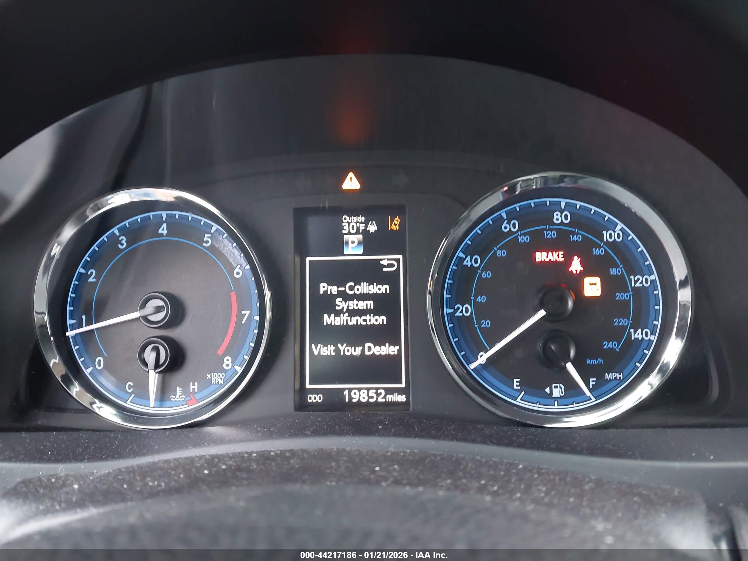 TOYOTA COROLLA image 7
