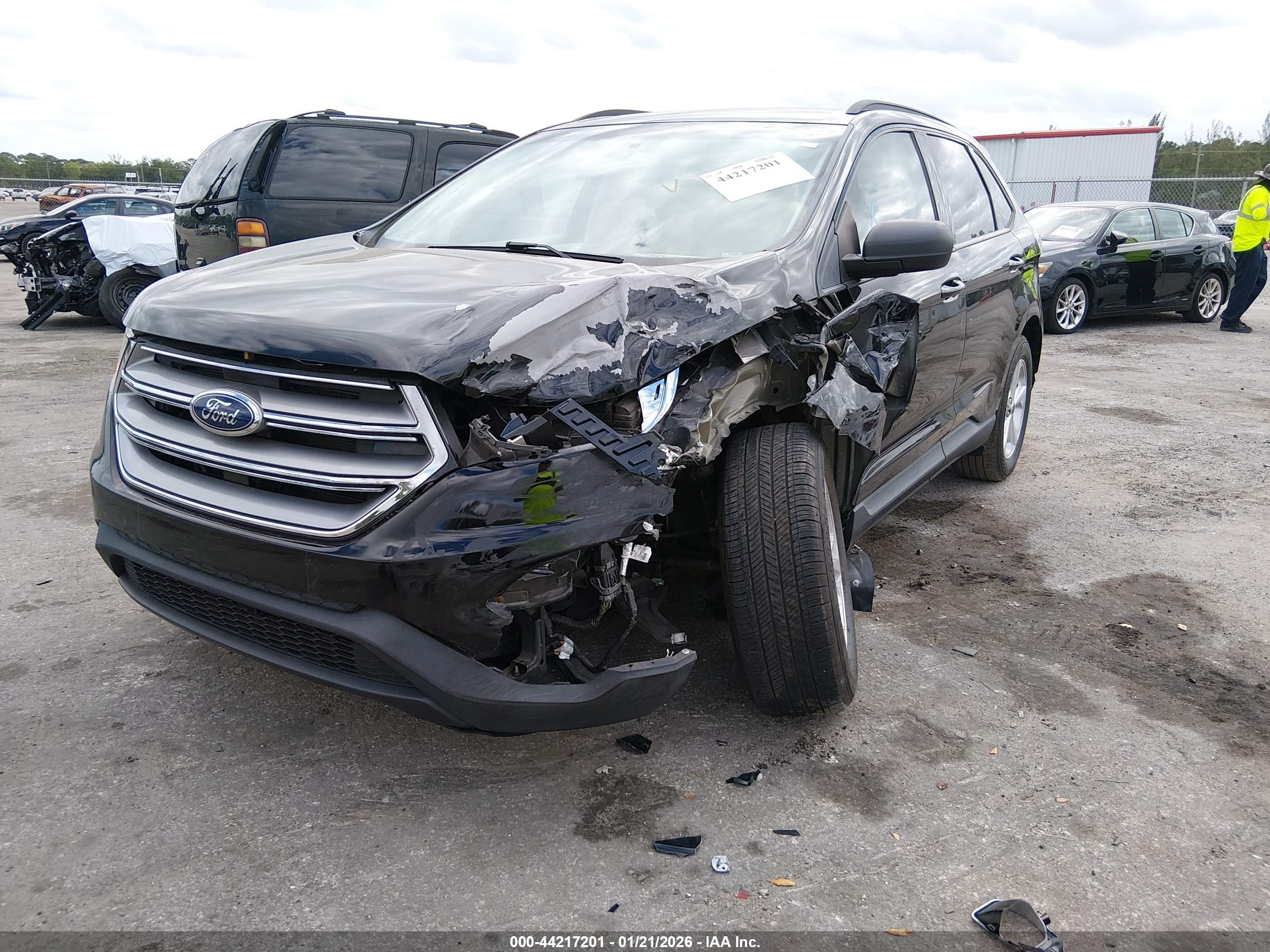 FORD EDGE image 2