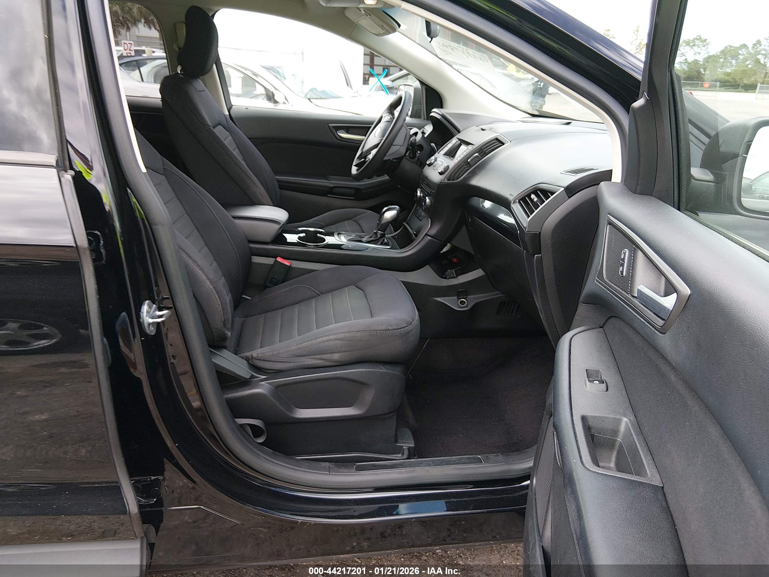FORD EDGE image 5