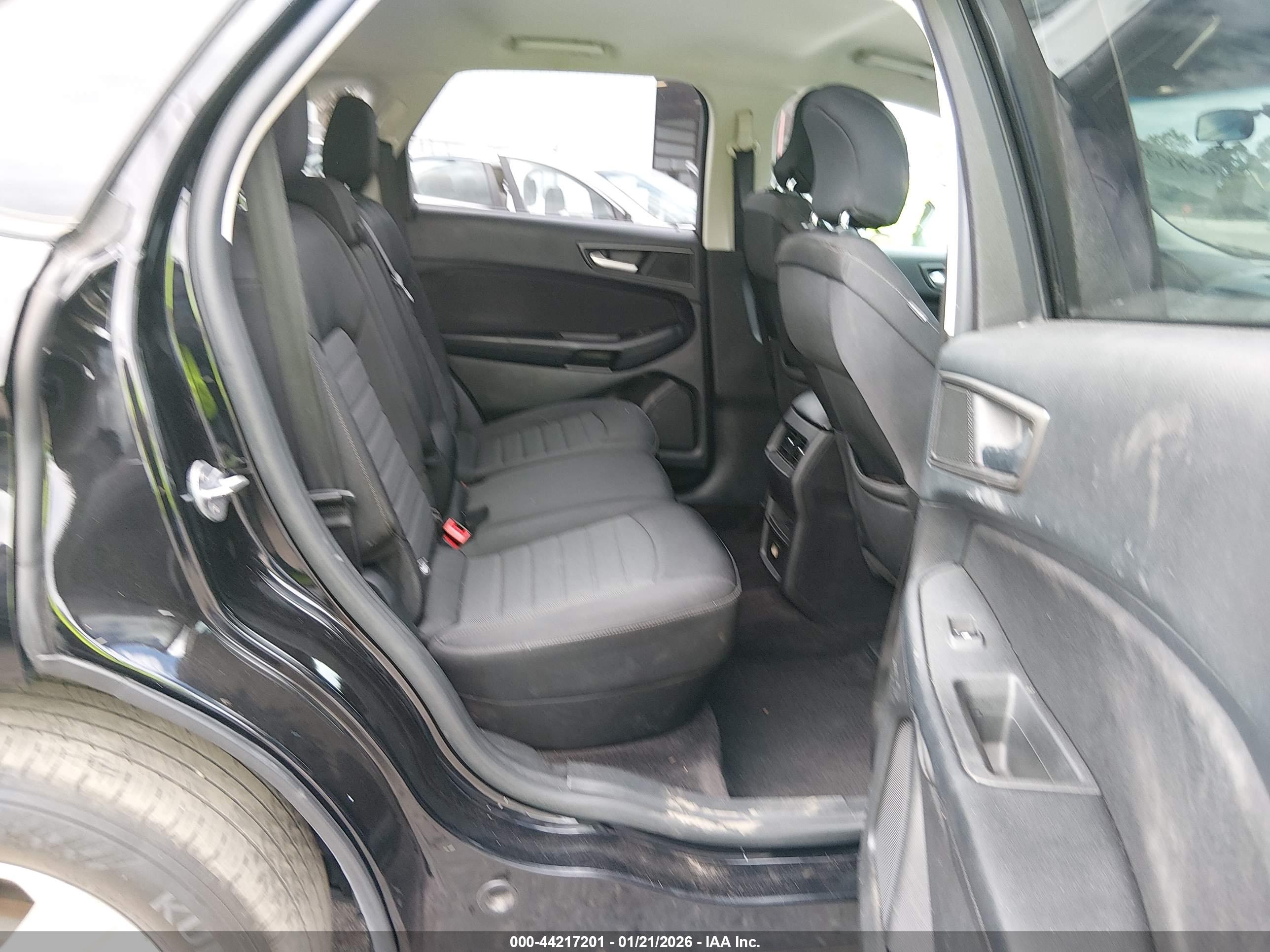 FORD EDGE image 8