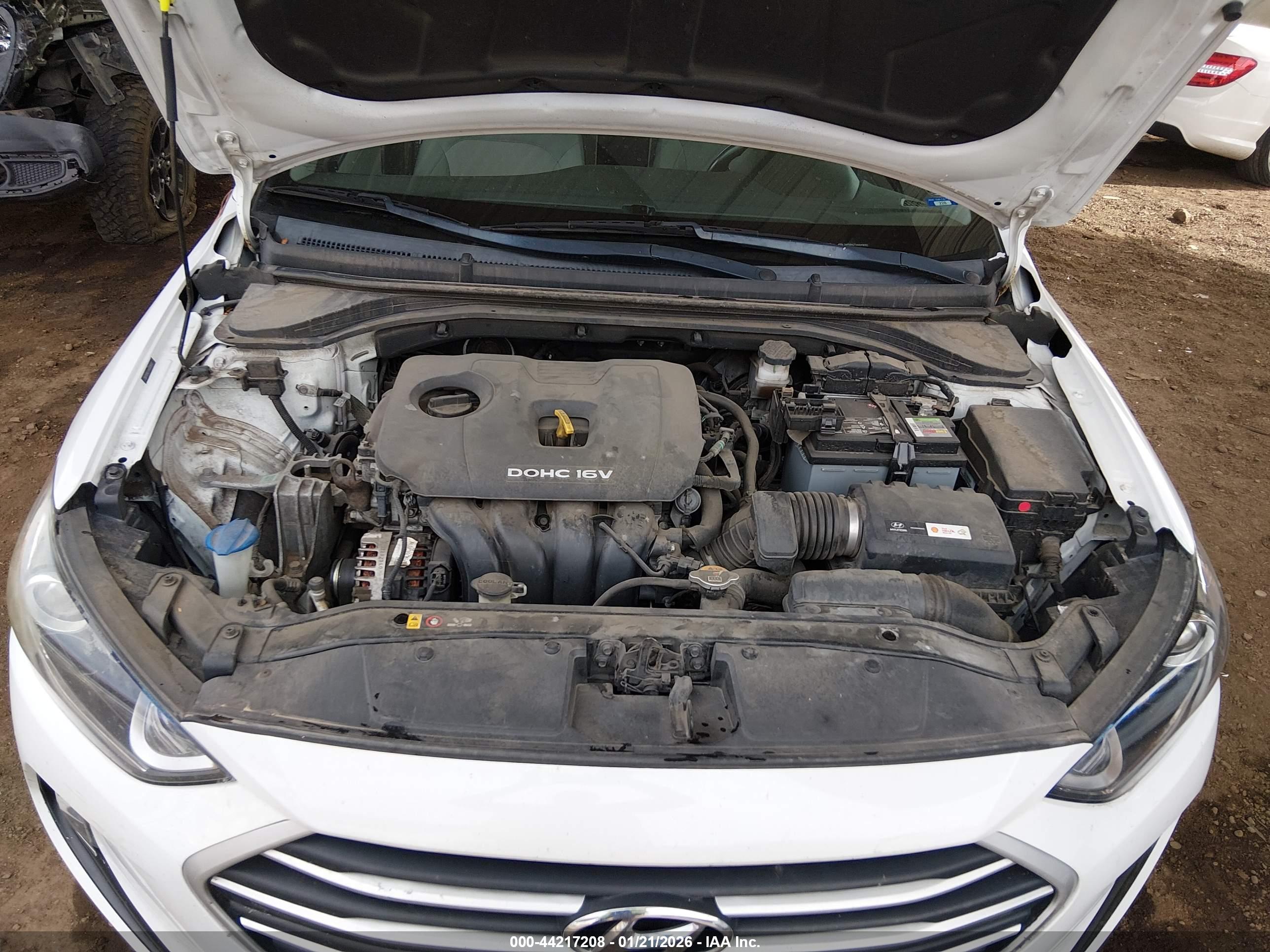 HYUNDAI ELANTRA image 10