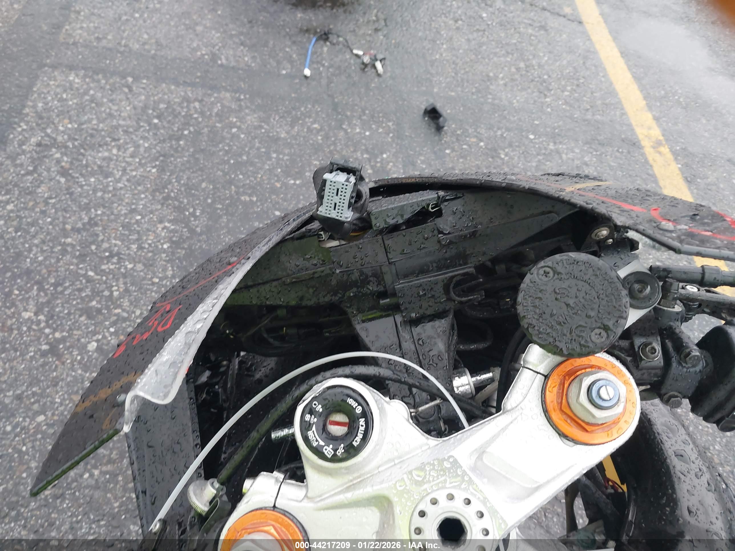 APRILIA RSV4 image 7
