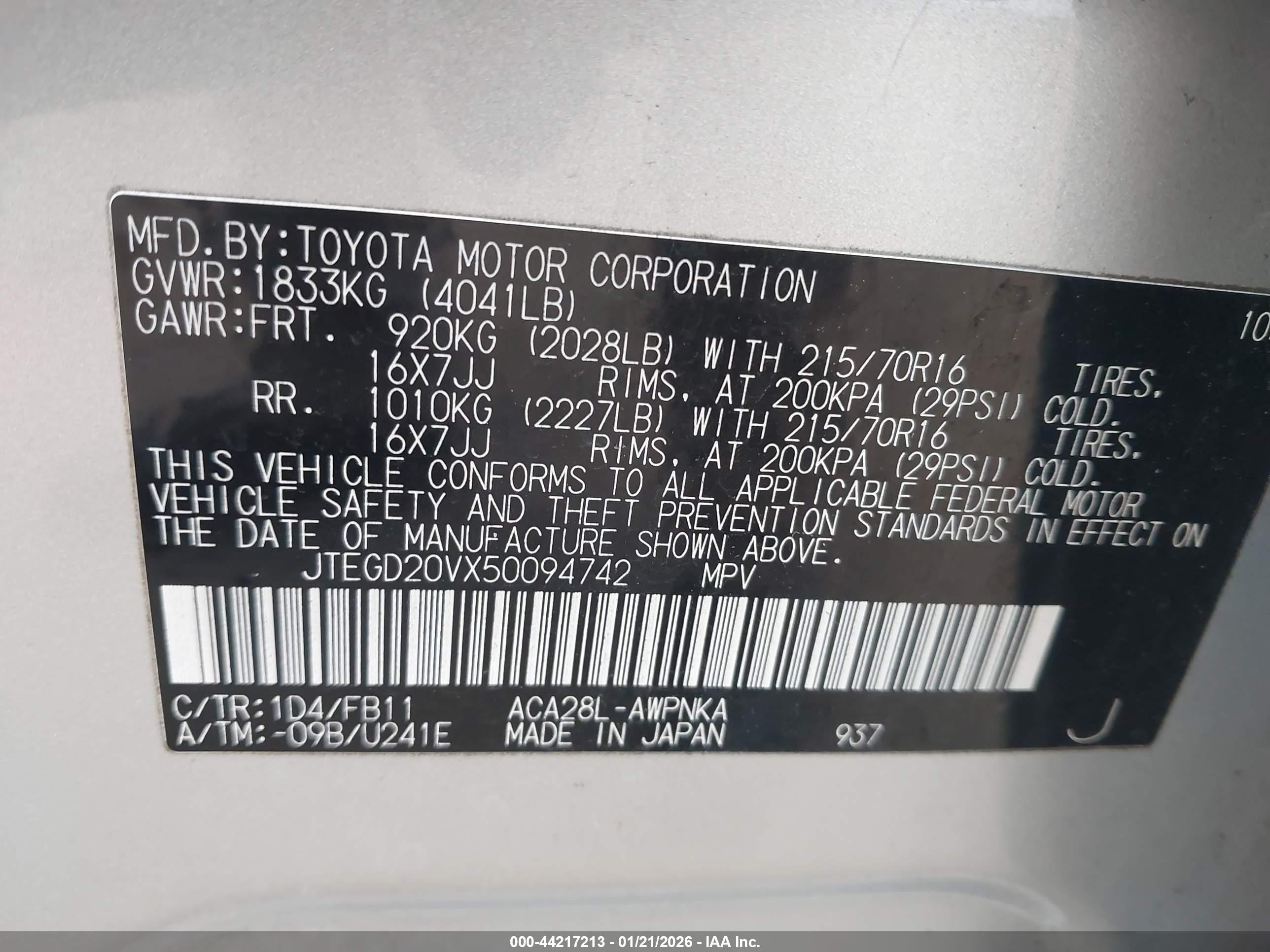 TOYOTA RAV4 image 9