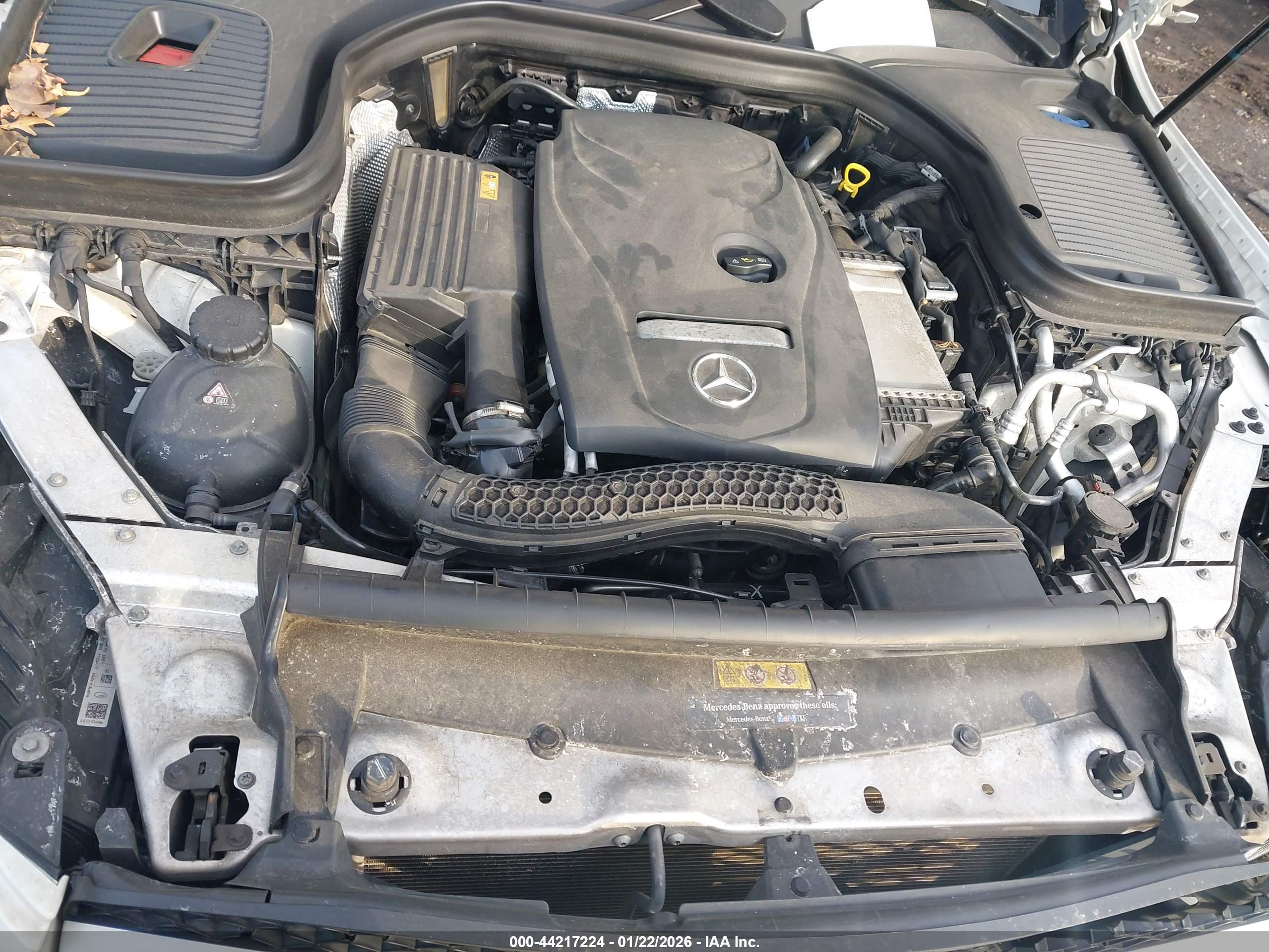 MERCEDES-BENZ GLC image 10