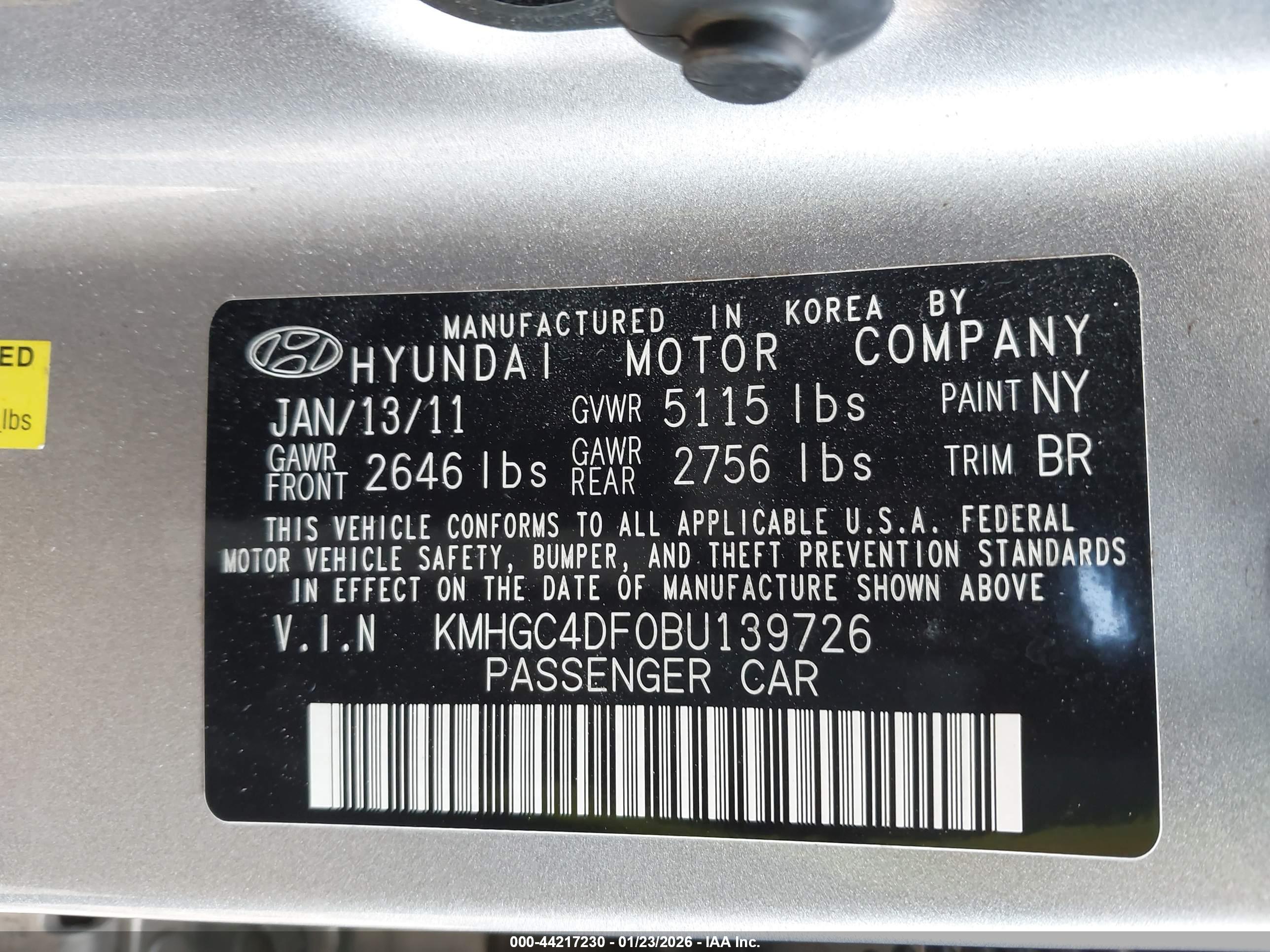 HYUNDAI GENESIS image 9