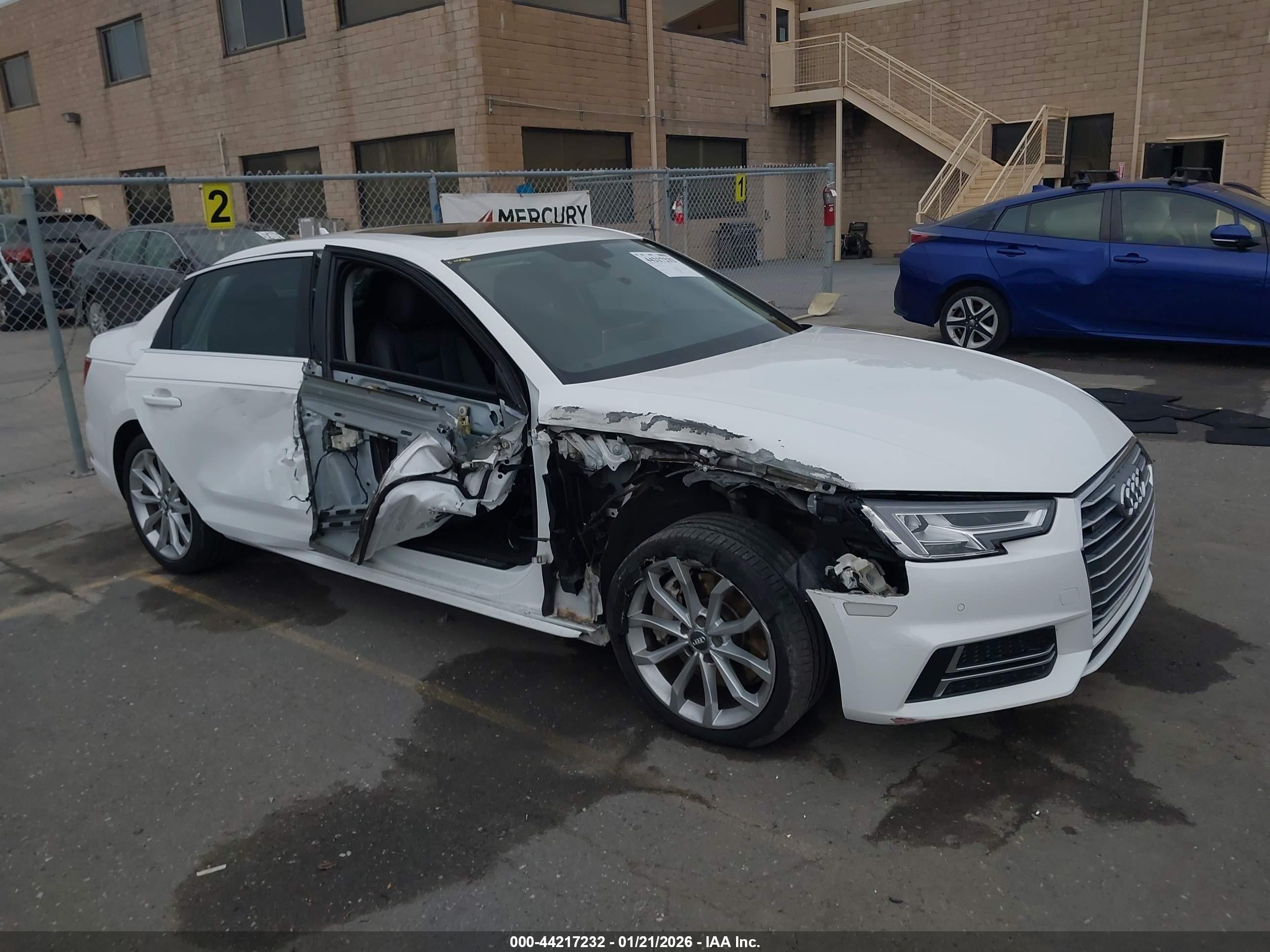 AUDI A4 image 6