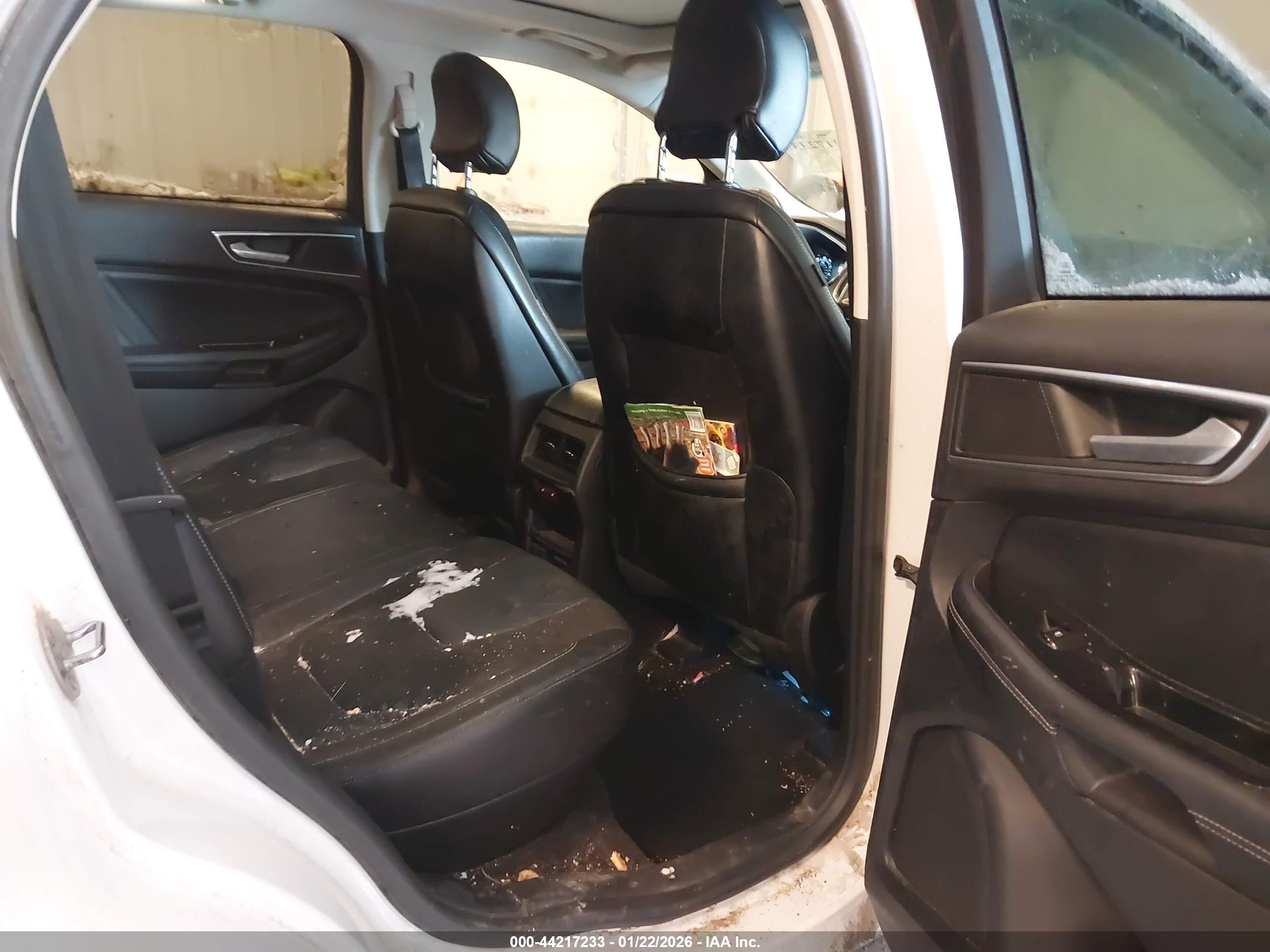 FORD EDGE image 8