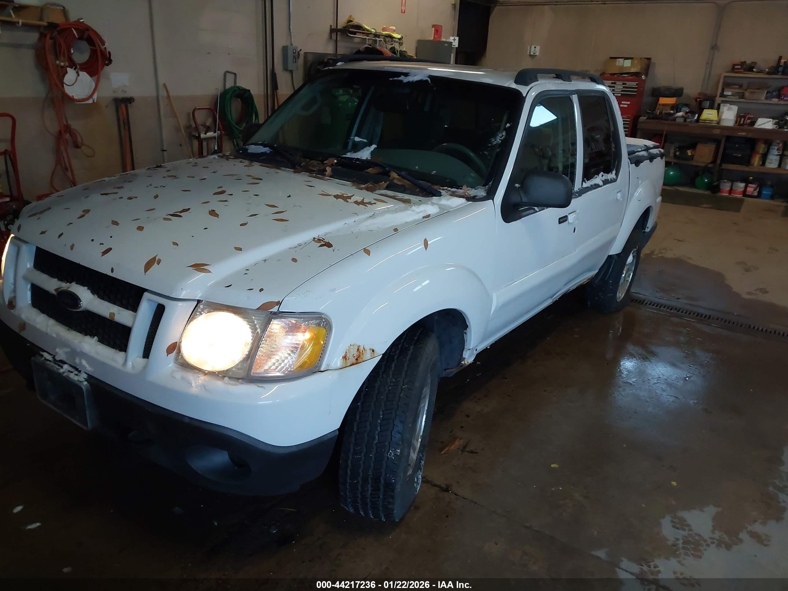 FORD EXPLORER image 2