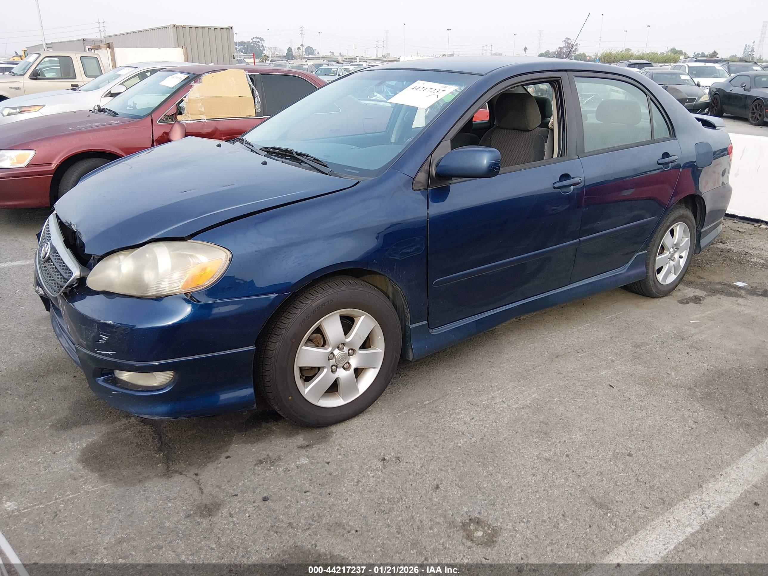 TOYOTA COROLLA image 2
