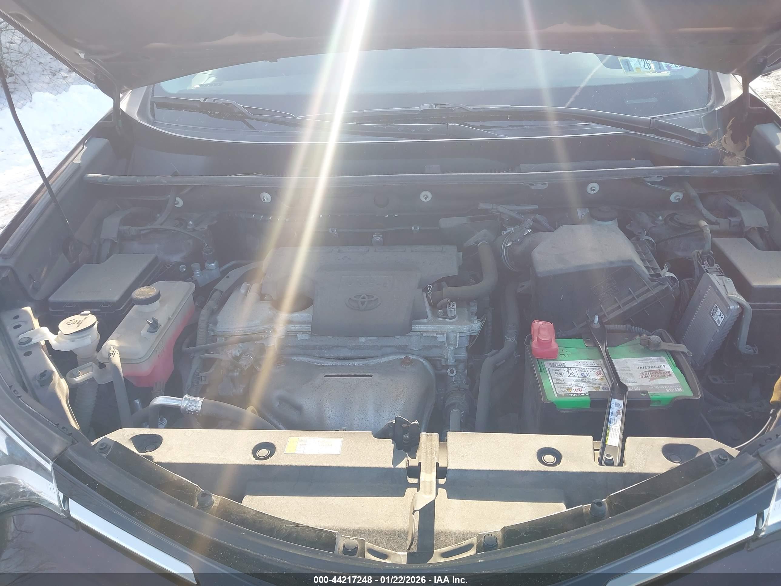 TOYOTA RAV4 image 10