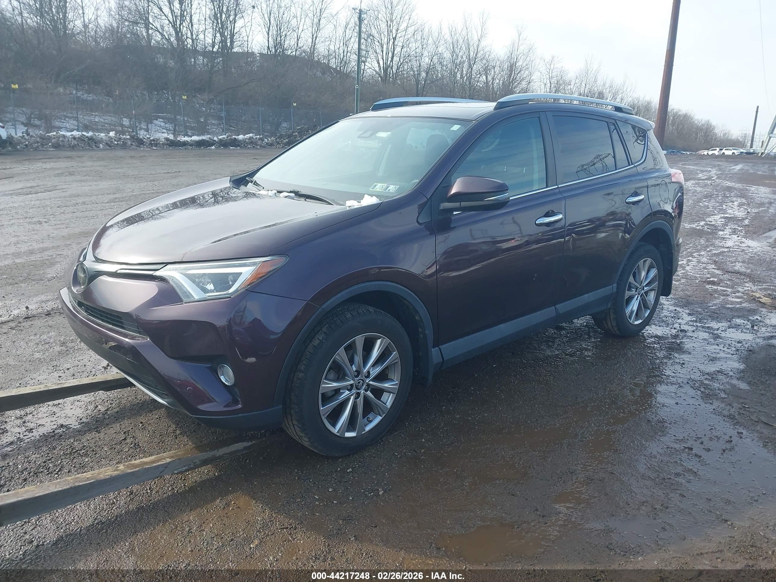 TOYOTA RAV4 image 2