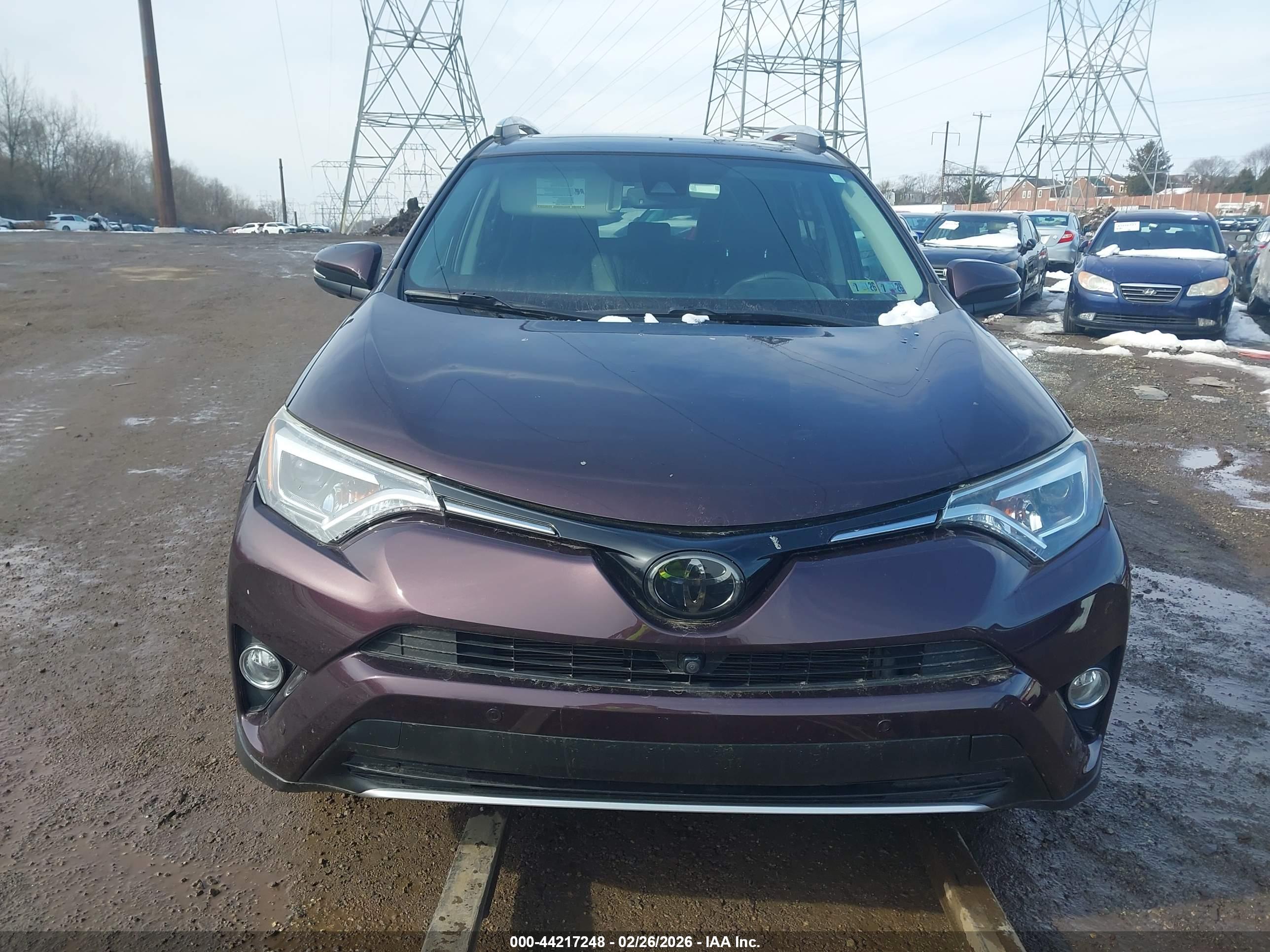 TOYOTA RAV4 image 6