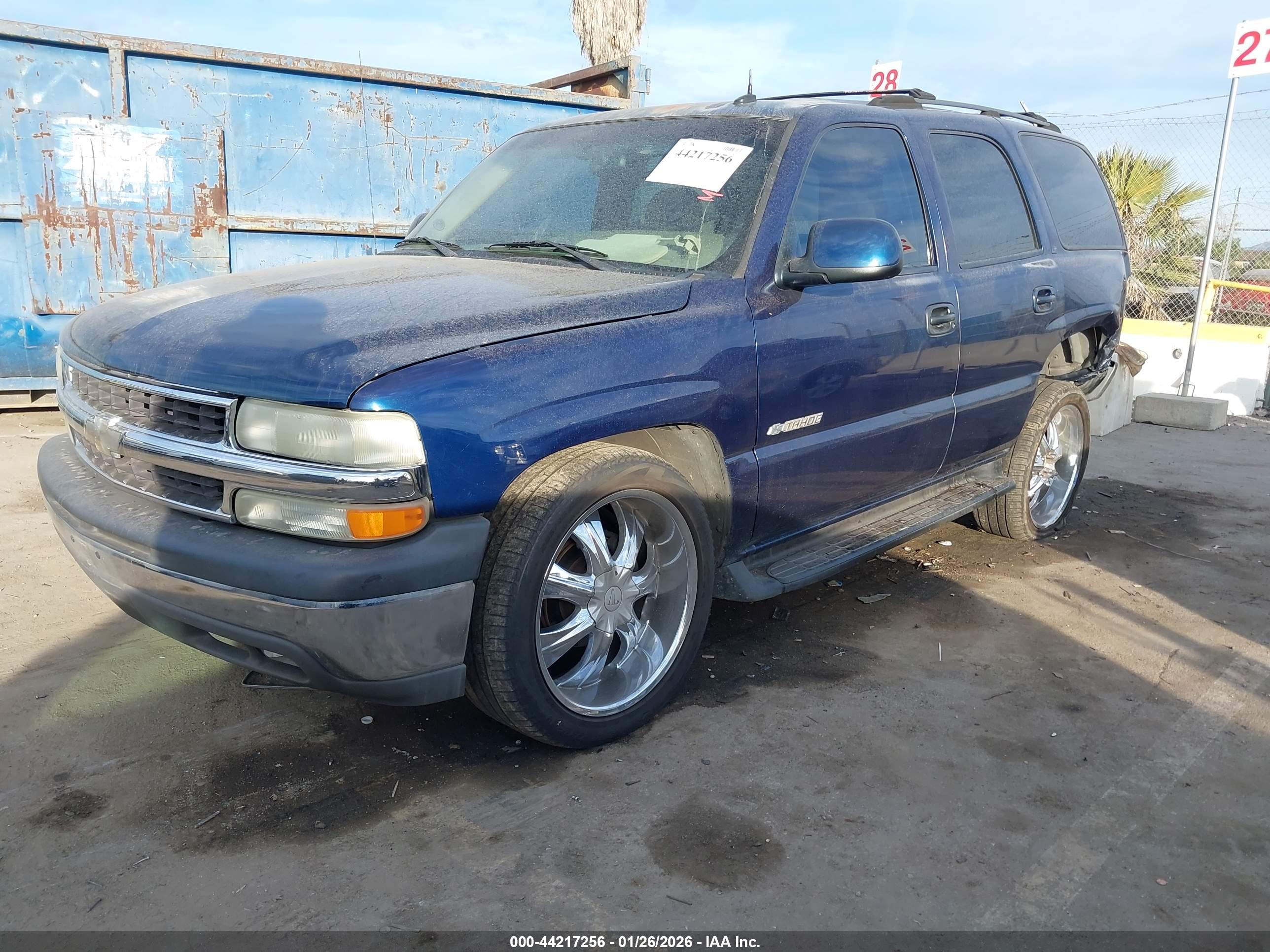 CHEVROLET TAHOE image 2