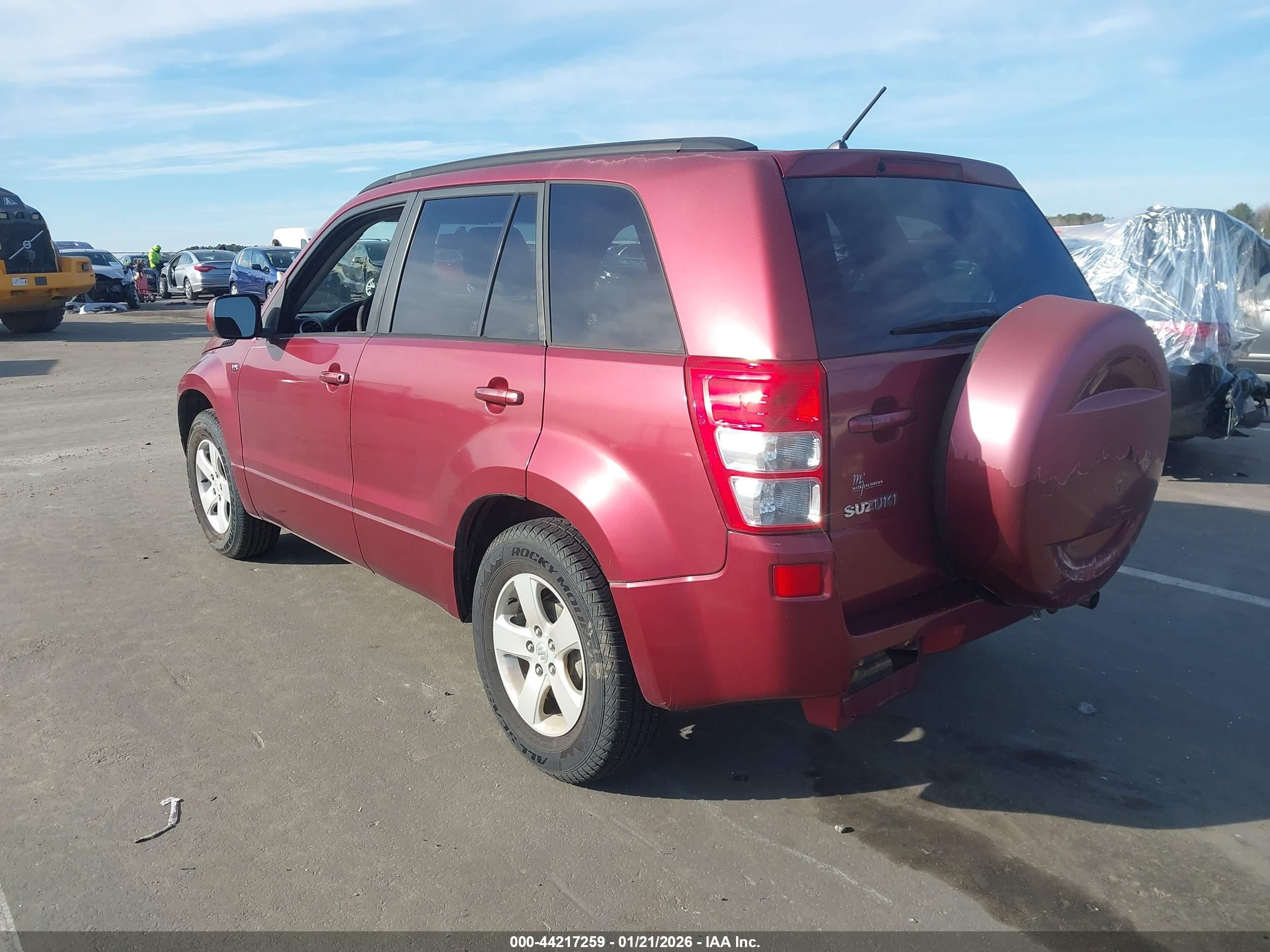 SUZUKI GRAND image 3