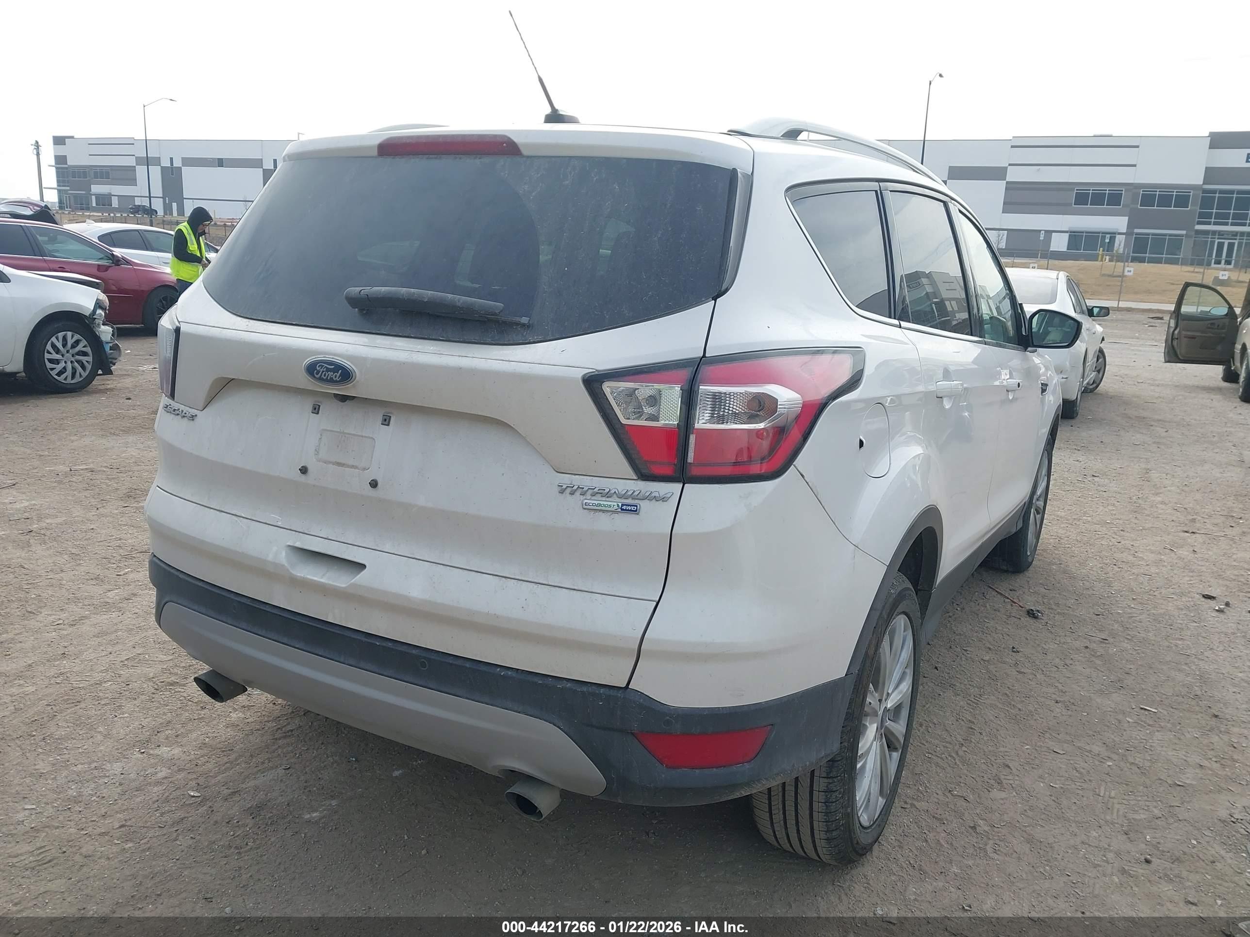 FORD ESCAPE image 4
