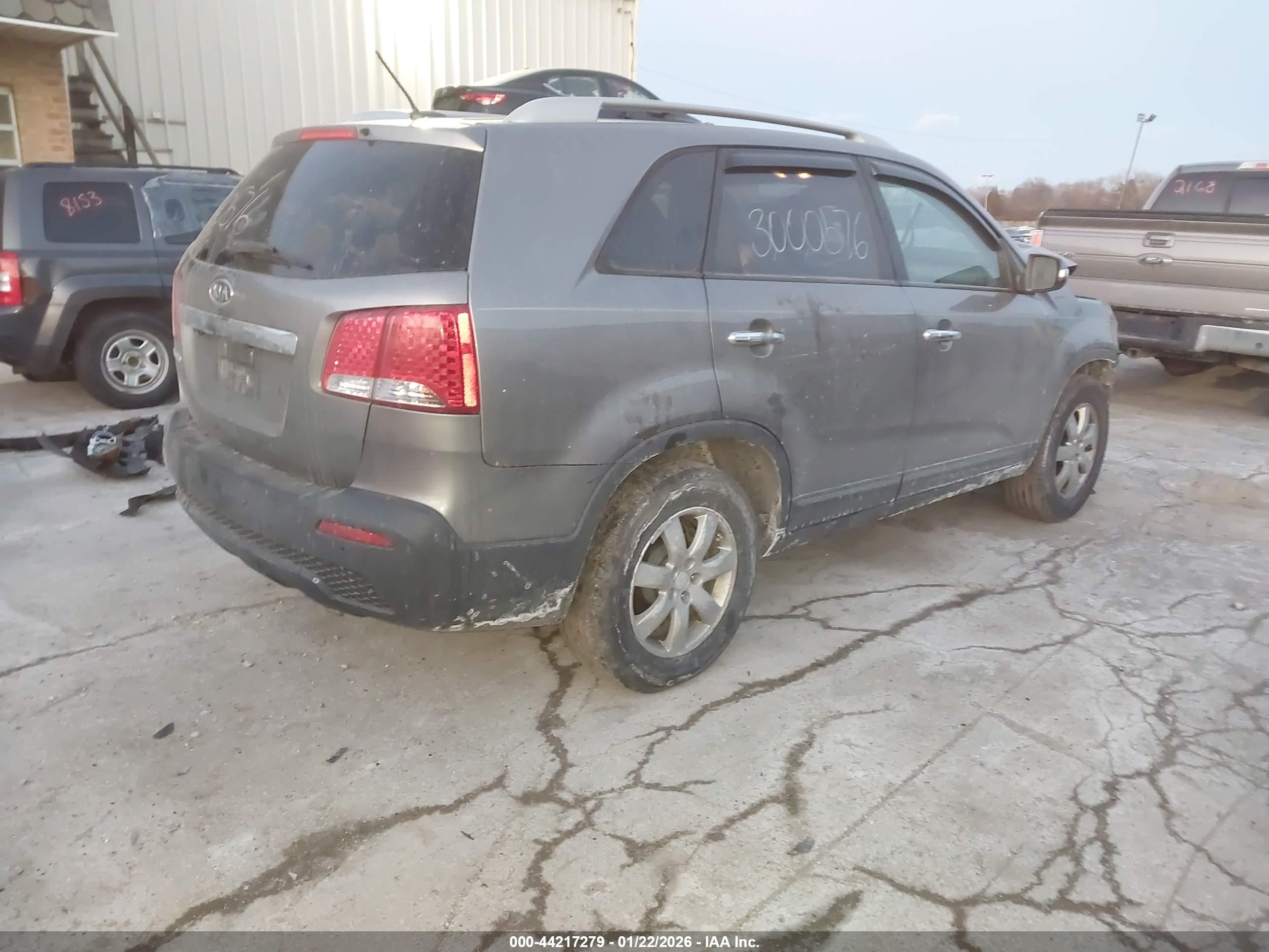KIA SORENTO image 4