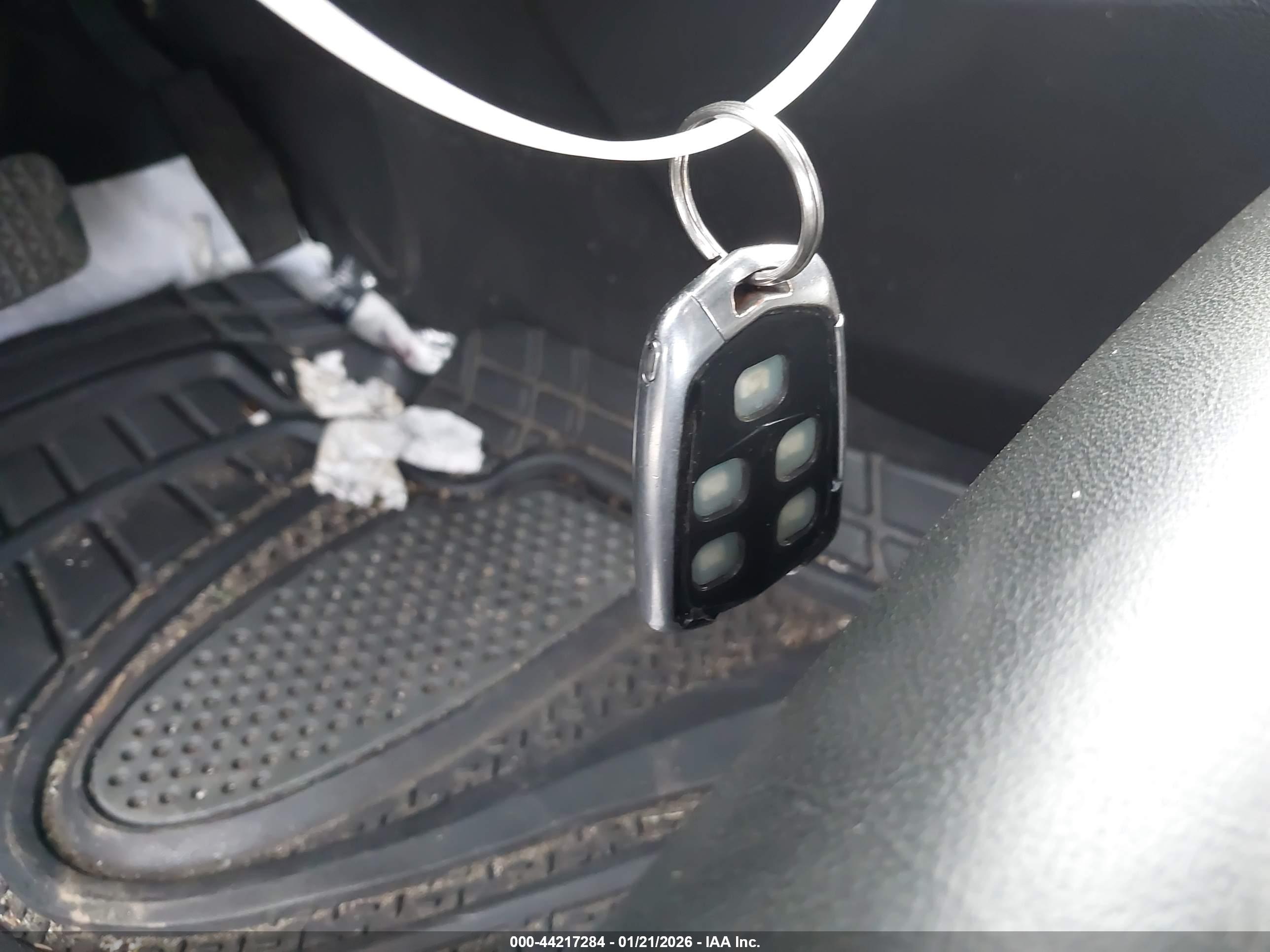 CADILLAC XTS image 11
